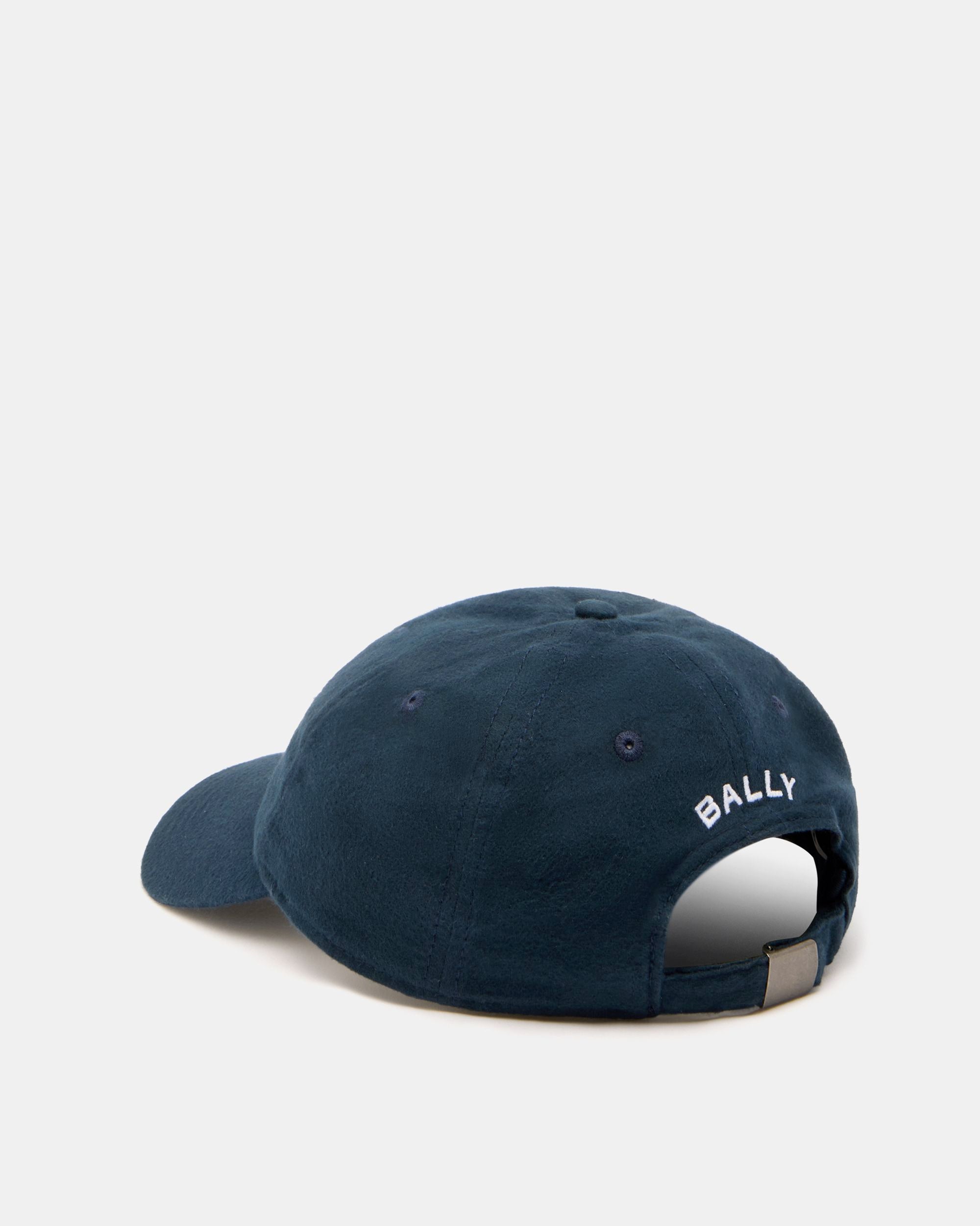Bally Global - Baseball Hat With a Bally Crest Logo In Navy Blue Cotton - Blue