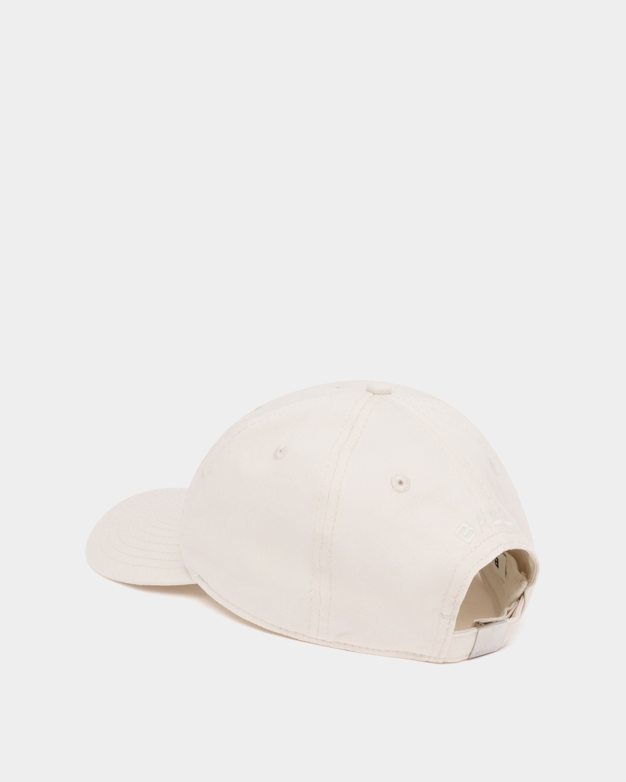 Bally Global - Baseballmütze aus elfenbeinfarbener Baumwolle mit Bally-Crest-Wappen - White