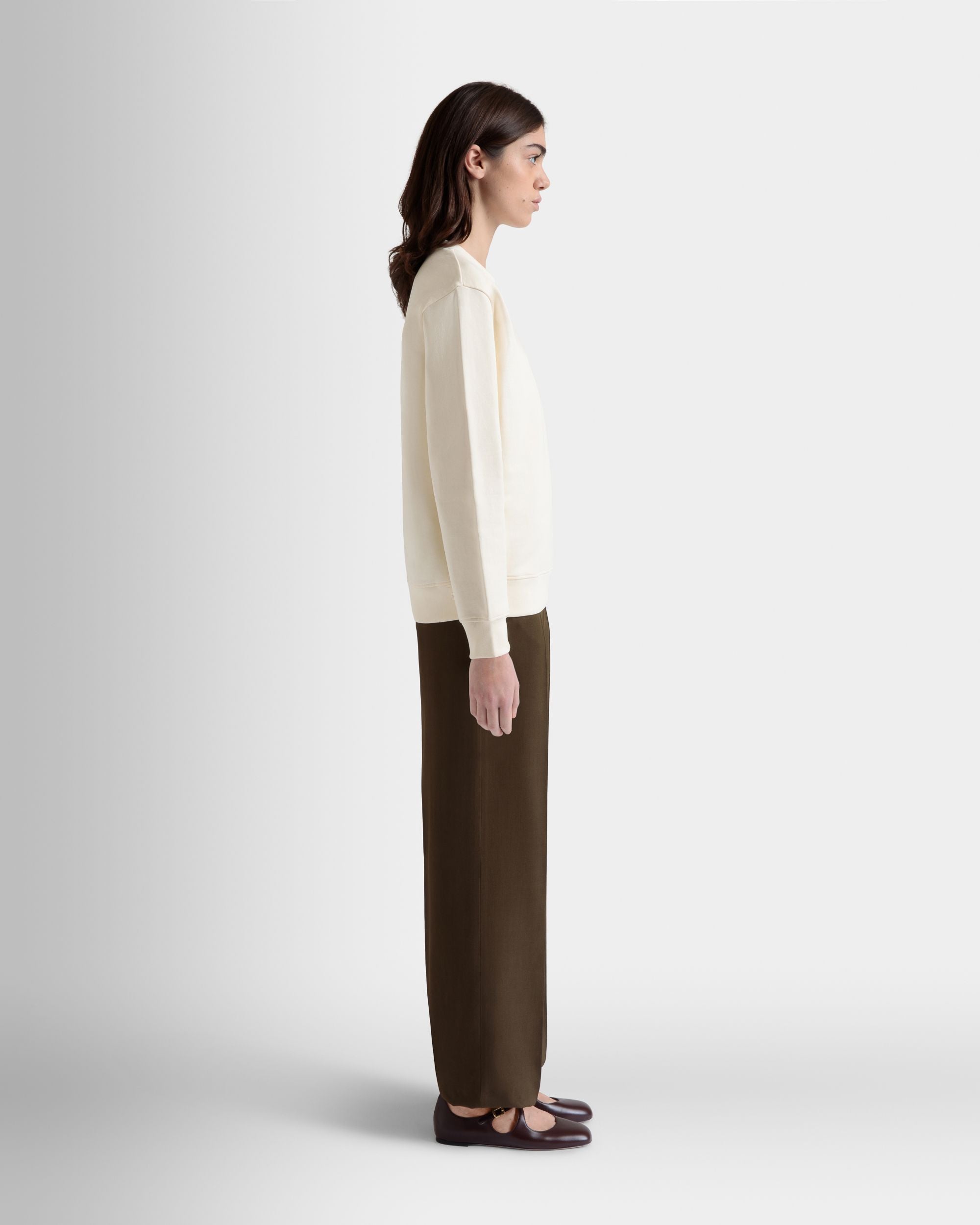 Bally Global - Sudadera De Cuello Redondo De Algodón Marfil Con Bally Cake - Blanco