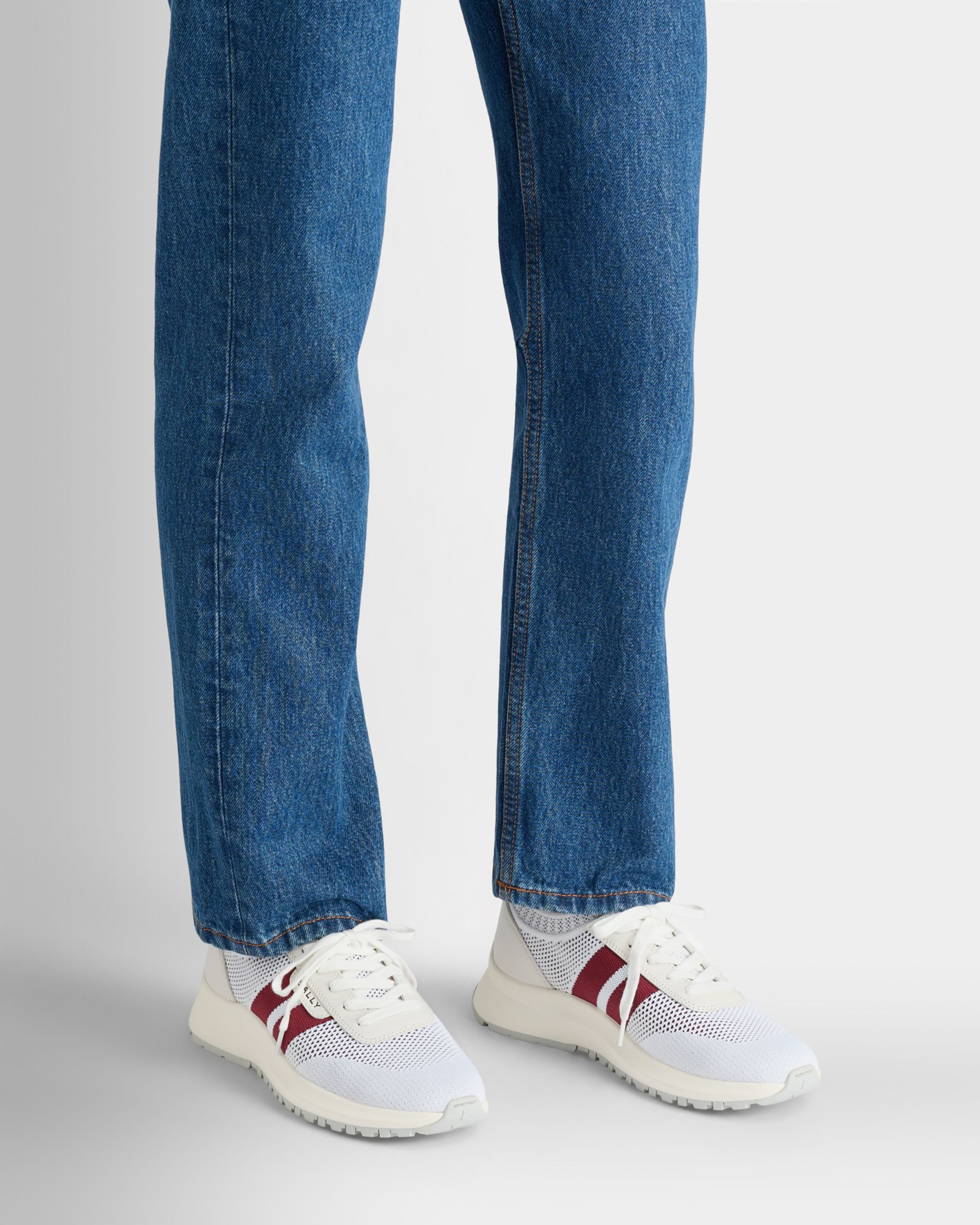 Bally Global - Outline Sneaker in White and Red Knit - Blanco