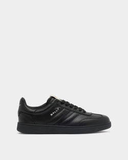 Retro Crest Sneaker Aus Leder In Schwarz