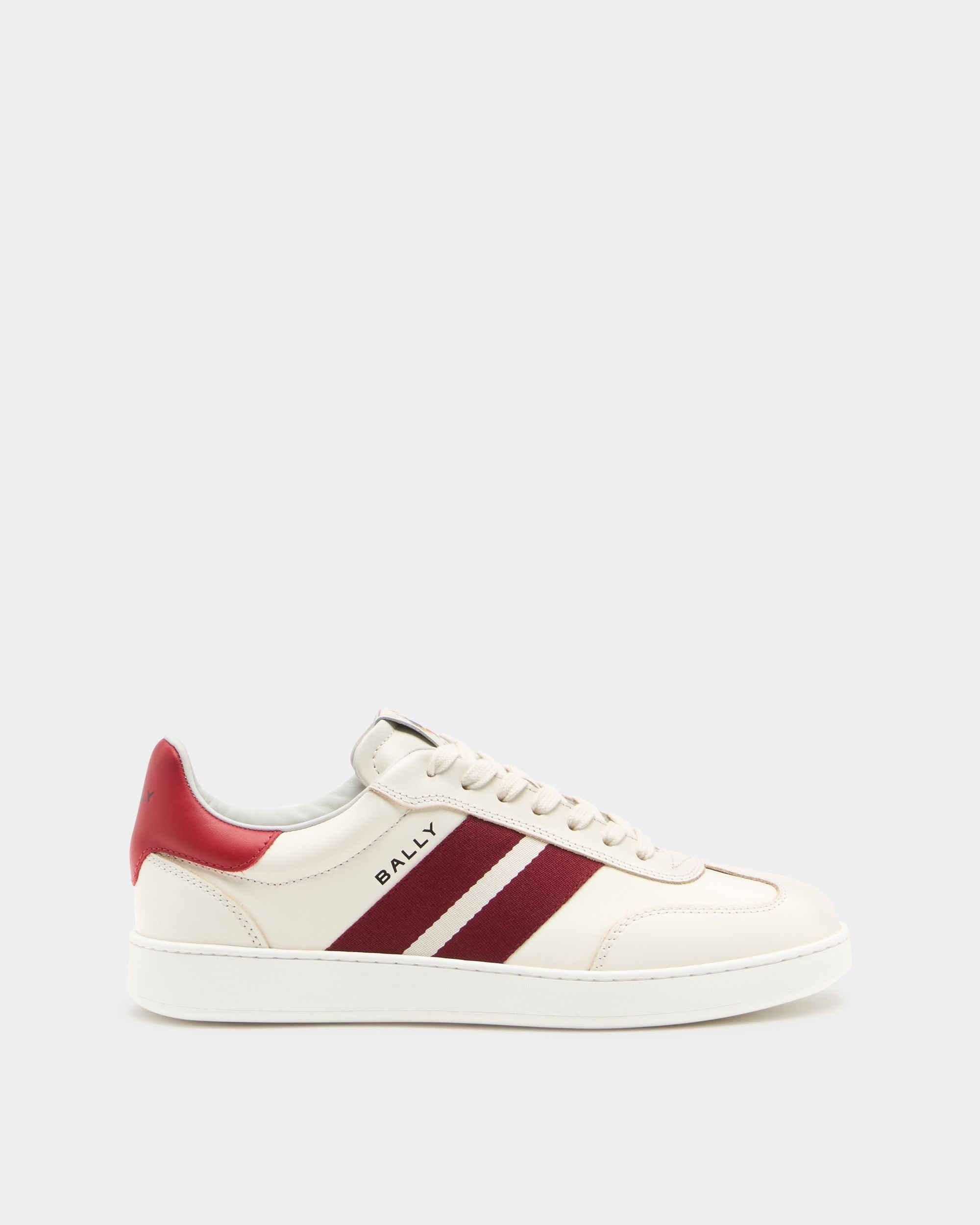 Retro Crest Sneaker In White Leather 6312308