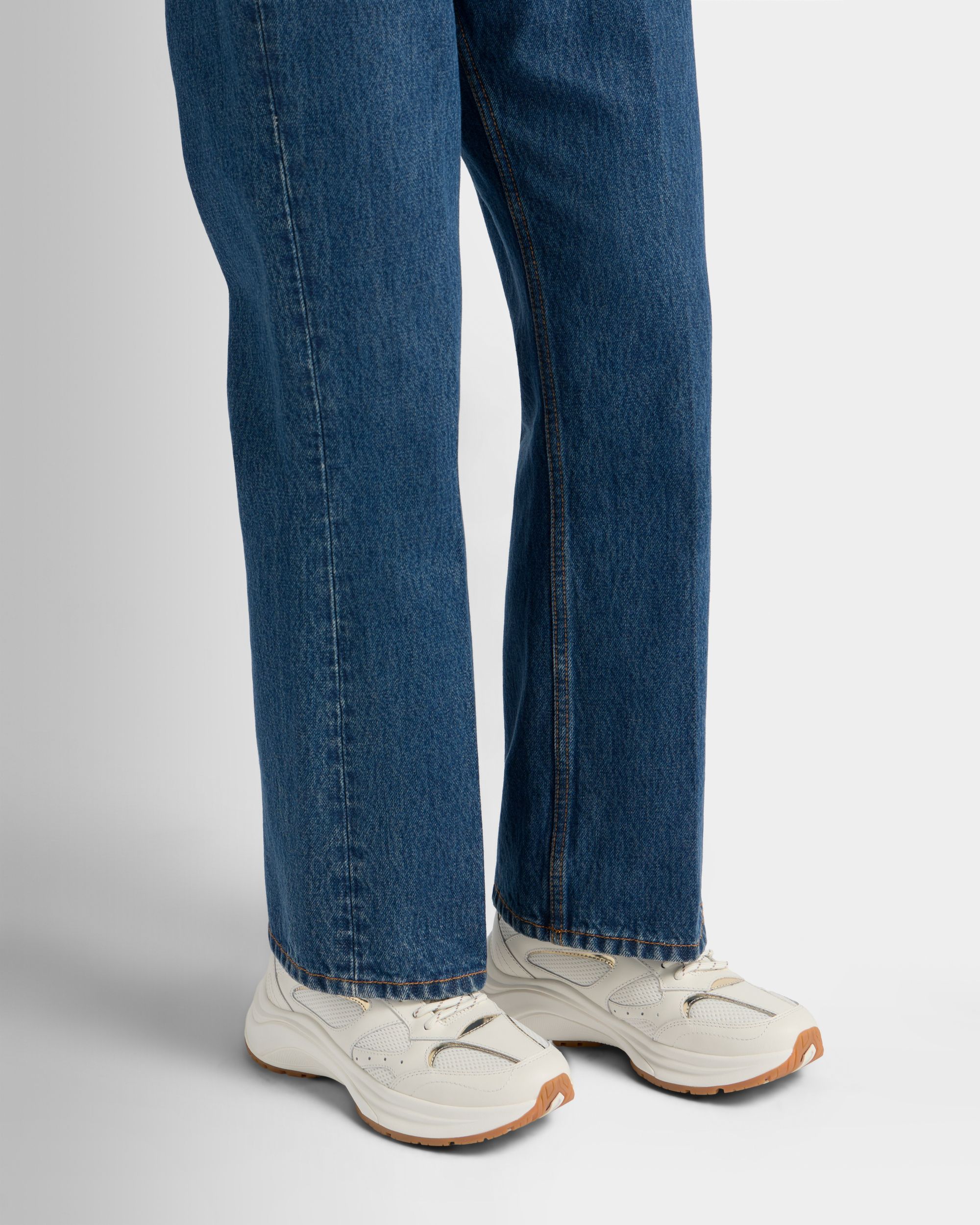 Bally Global - Zapatilla Woge en tejido marfil y dorado - Blanco