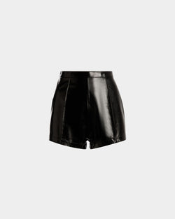 Shorts in Black Leather