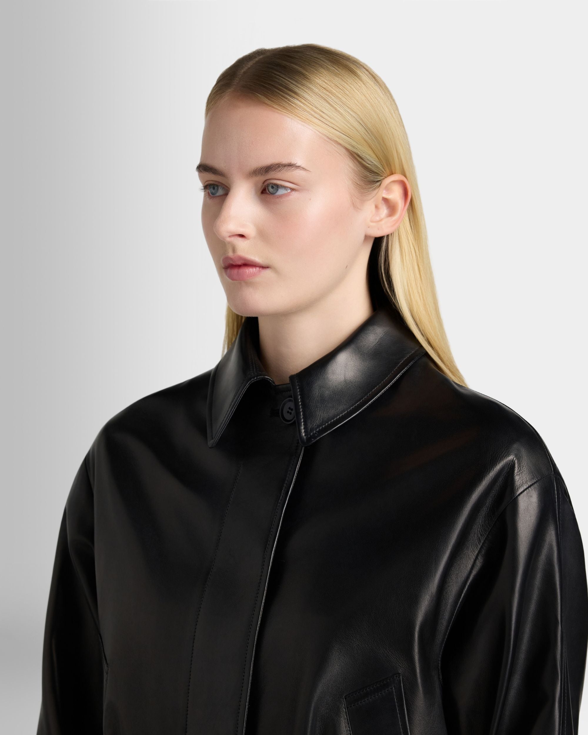 Bally Global - Cropped Jacket in Black Leather - Black