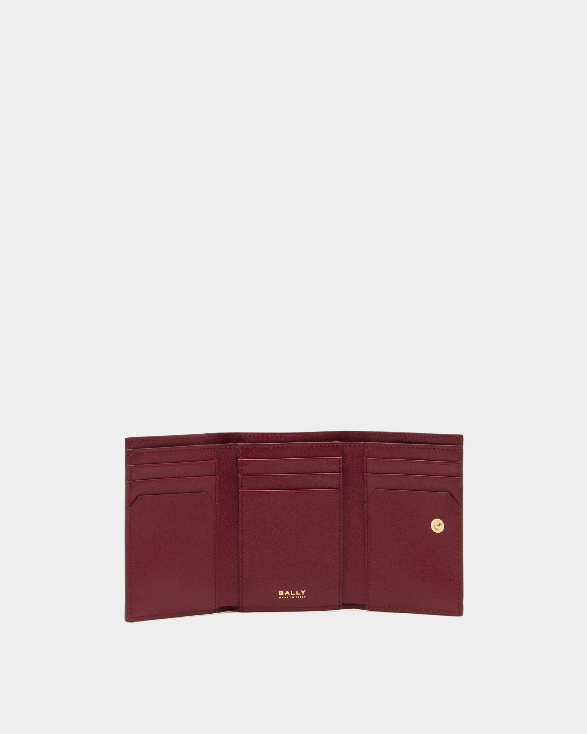 Bally Global - Geldbörse Lock Me aus genarbtem Leder in Ruby Red - Red