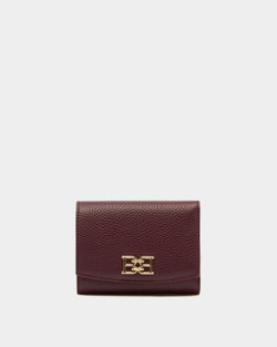 Wallet in Dark Bordeaux Grained Leather
