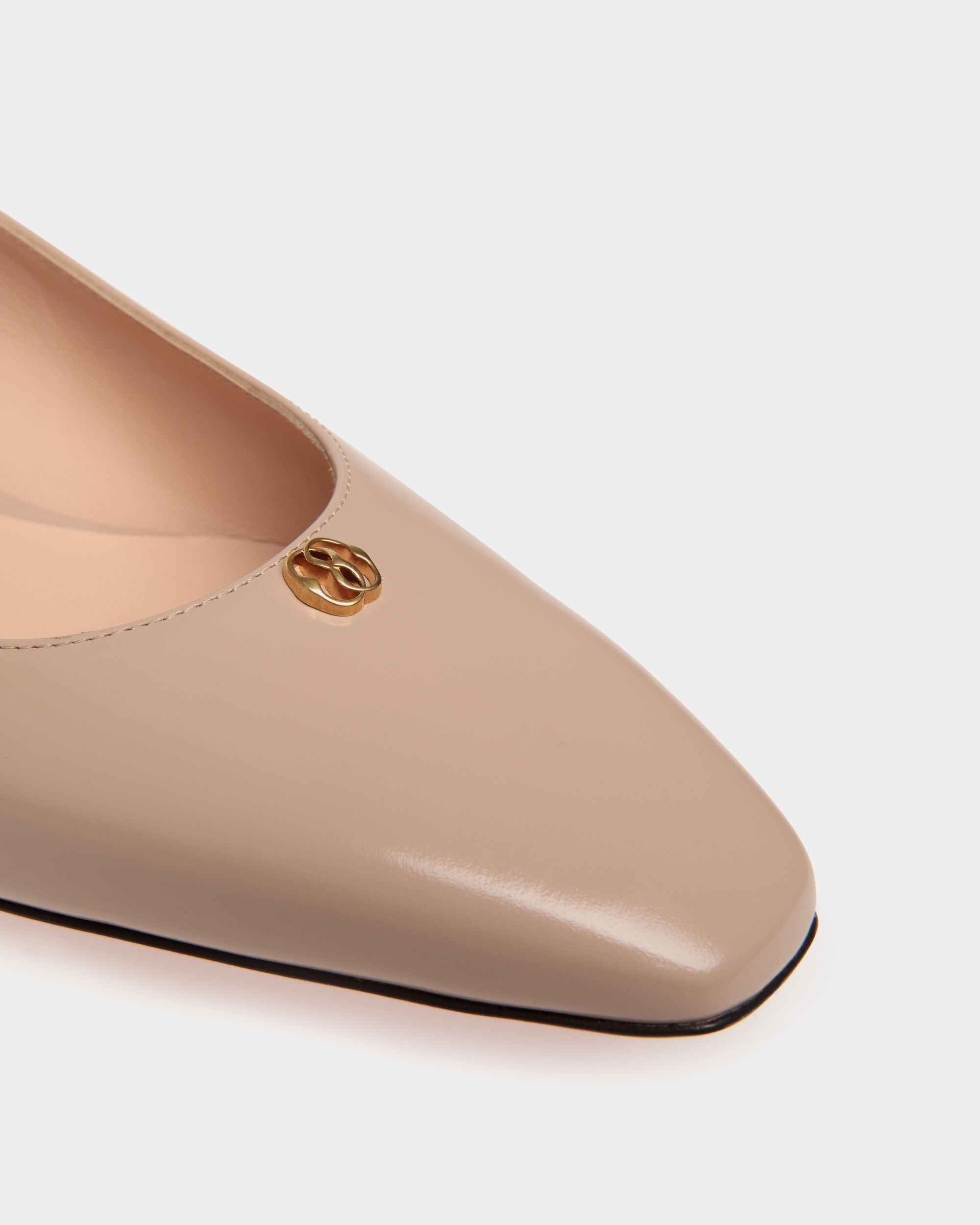 Bally Global - Sylt Slingback Pump in Light Beige Leather - Beige