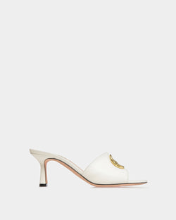 Sandale Emblem En Cuir Ivoire