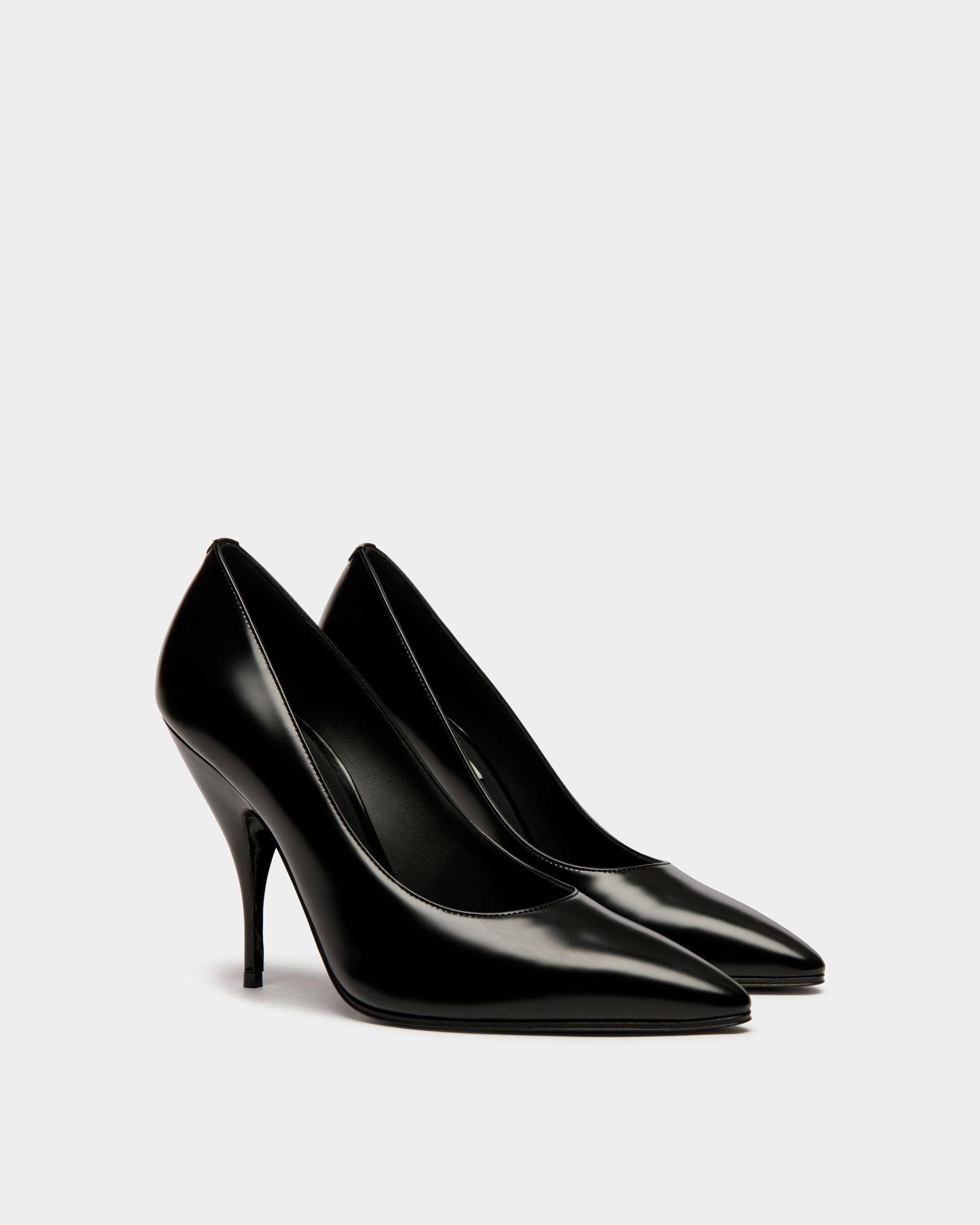 Bally Global - Zapatos De Salón Claudelle De Piel Negra - Negro
