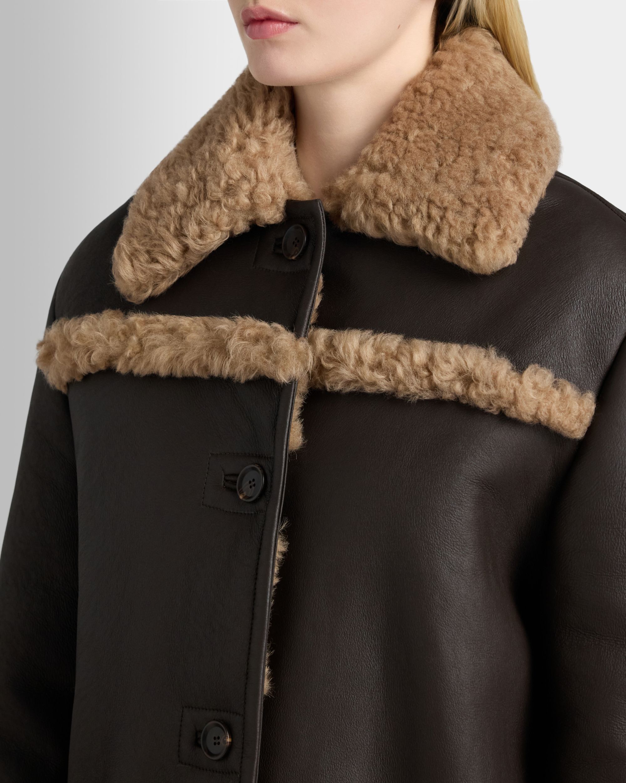Bally Global - Coat in Brown Leather And Beige Shearling - Brown