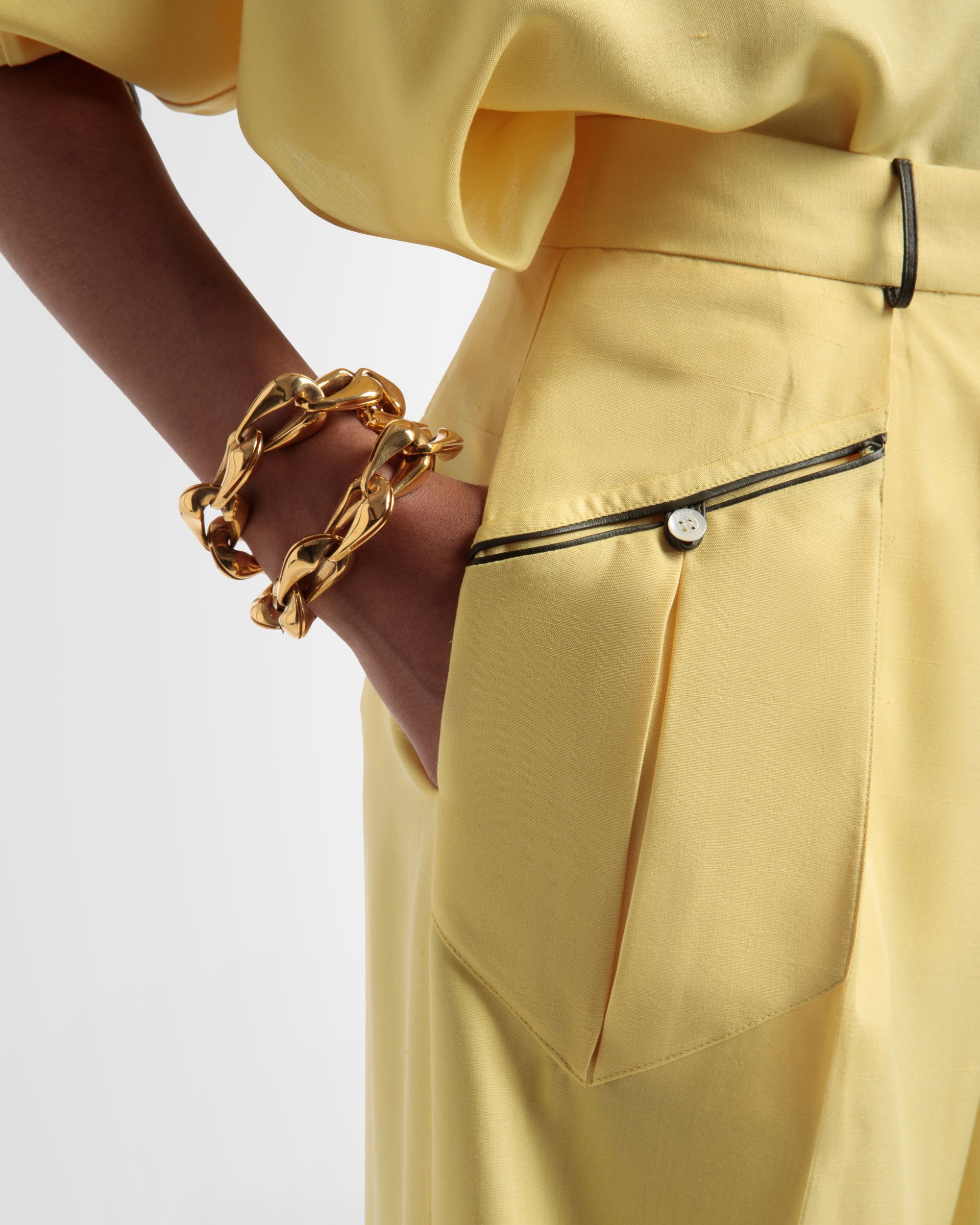 Bally Global - Wide Leg Silk Pants In Yellow - Yellow