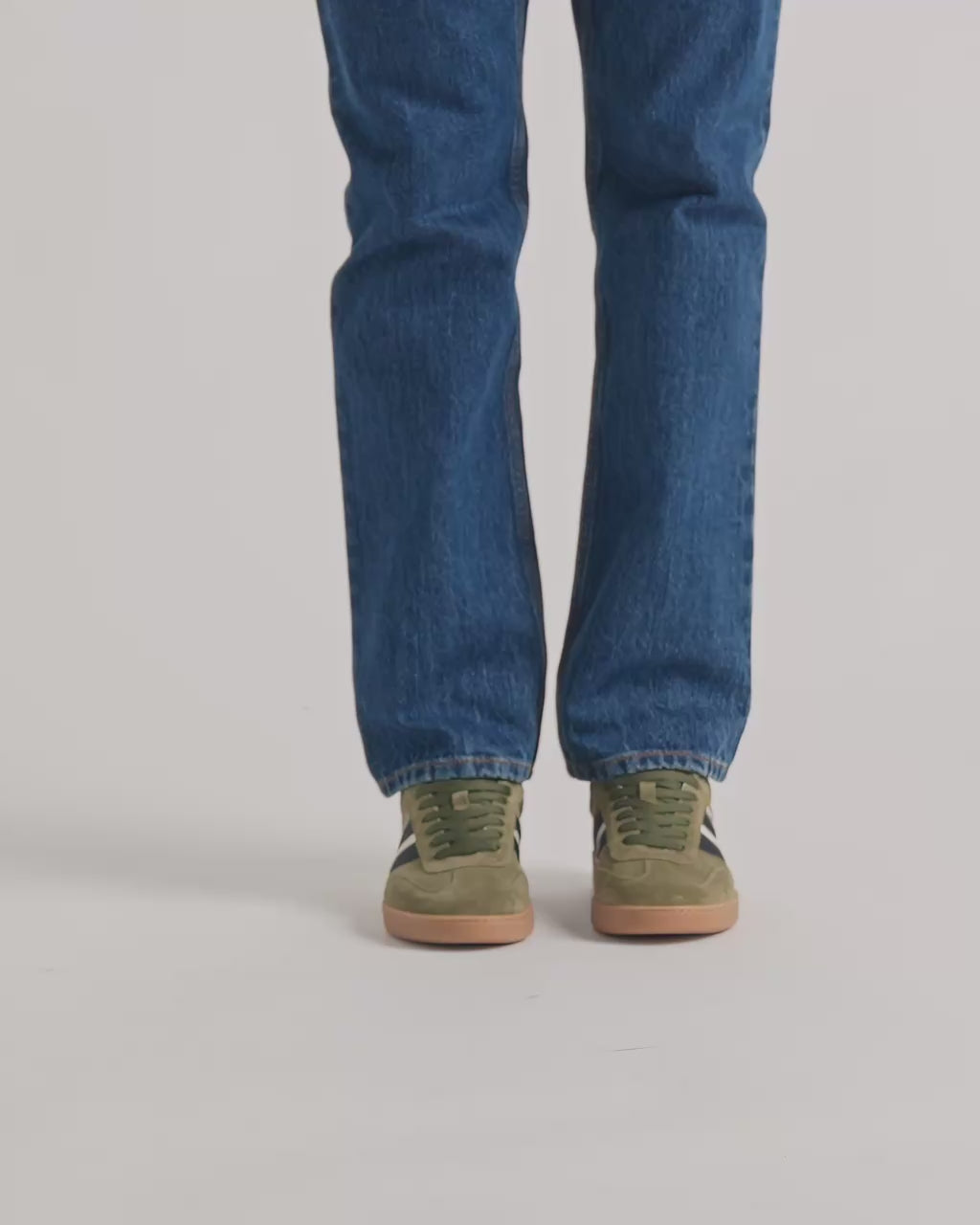 Bally Global - Zapatilla Retro Crest en ante verde - Verde