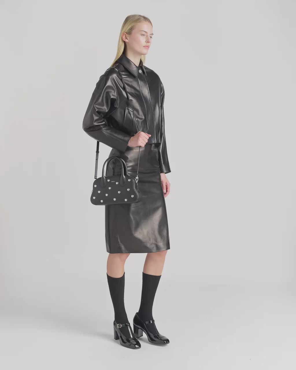 Bally Global - Unda Top Handle Bag in Black Grained Leather - Black