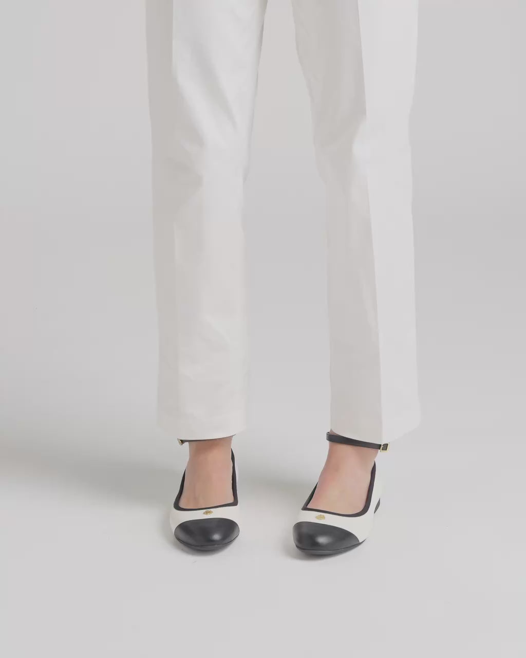 Bally Global - Ysla Ballet Flat in White Leather - White