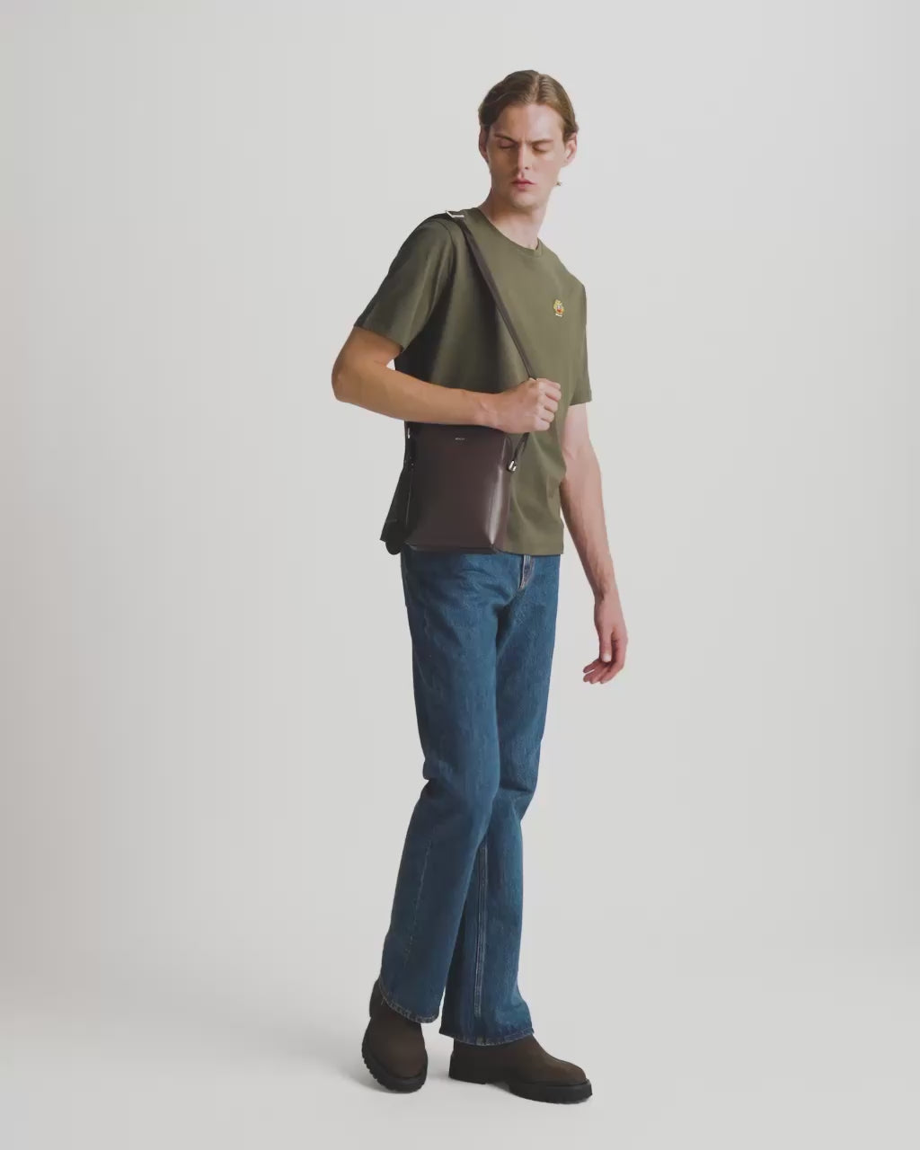 Bally Global - Capitol Umhängetasche aus genarbtem Leder in Ebenholzschwarz - Brown