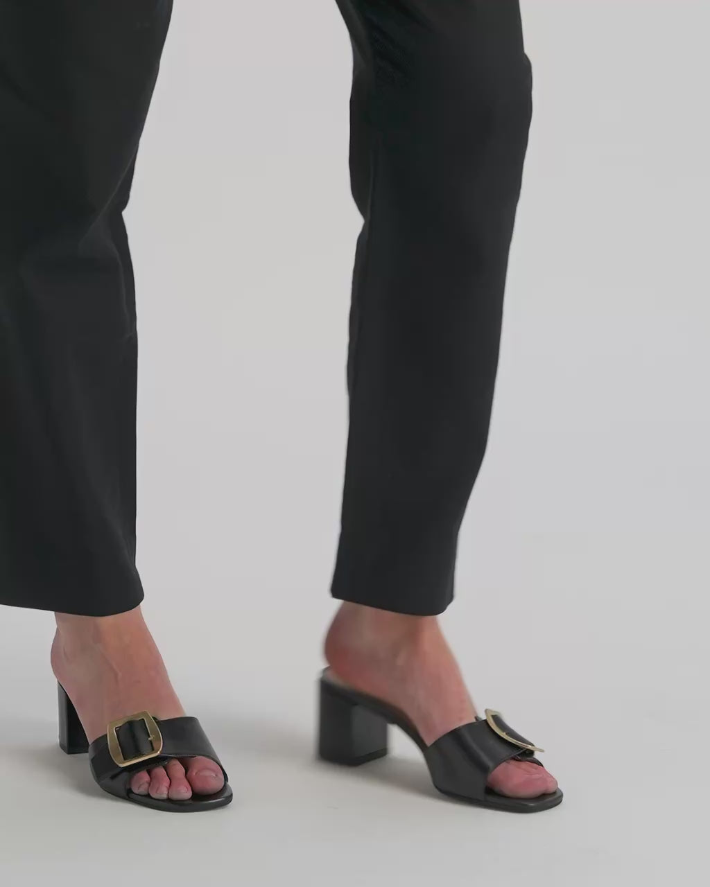 Bally Global - Boucle Mule in Black Leather - Black