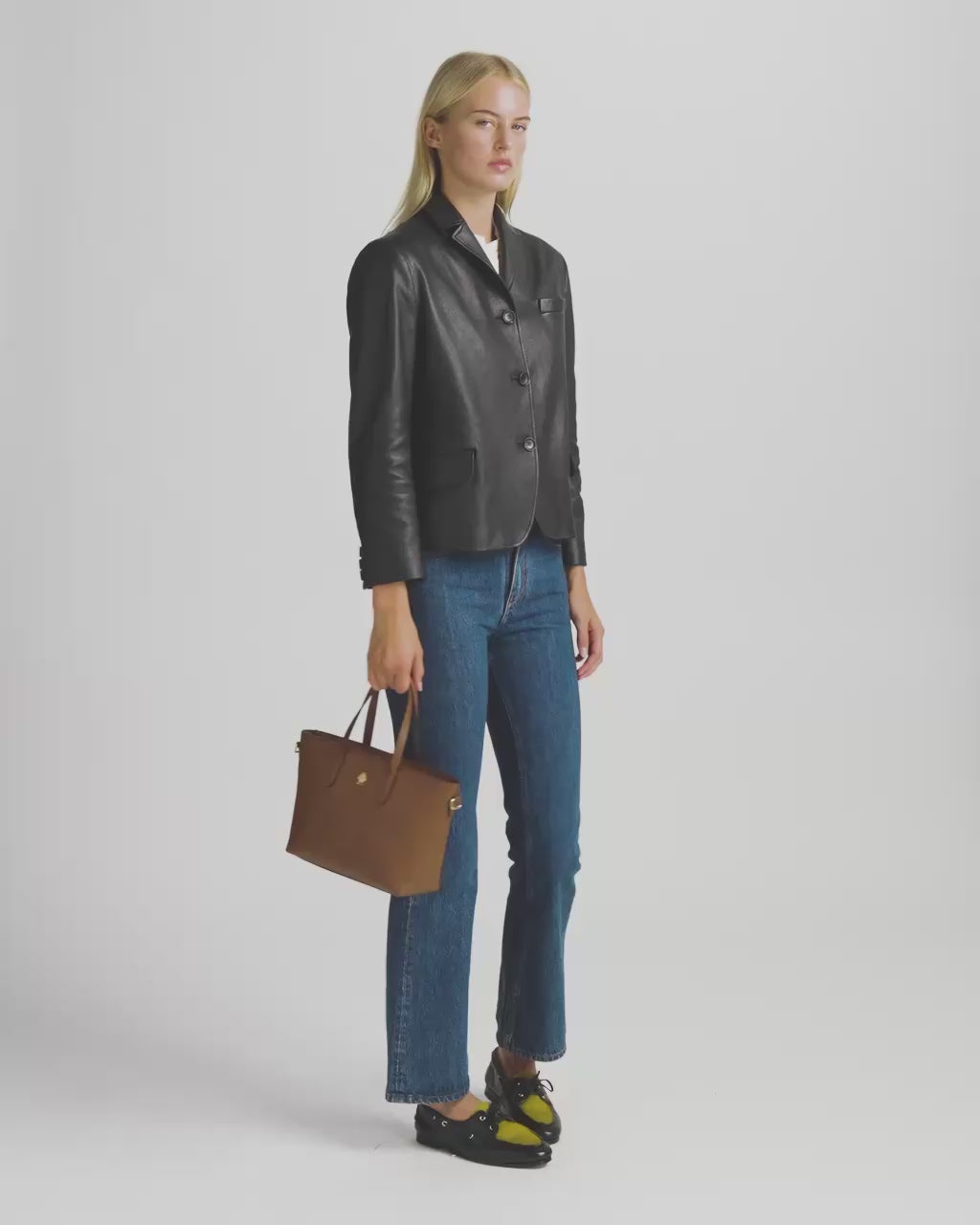 Bally Global - Hera Tote Bag in Brown Grained Leather - Brown