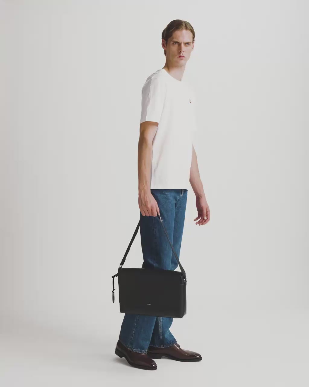 Bally Global - Capitol Messenger Bag In Black Leather - Black