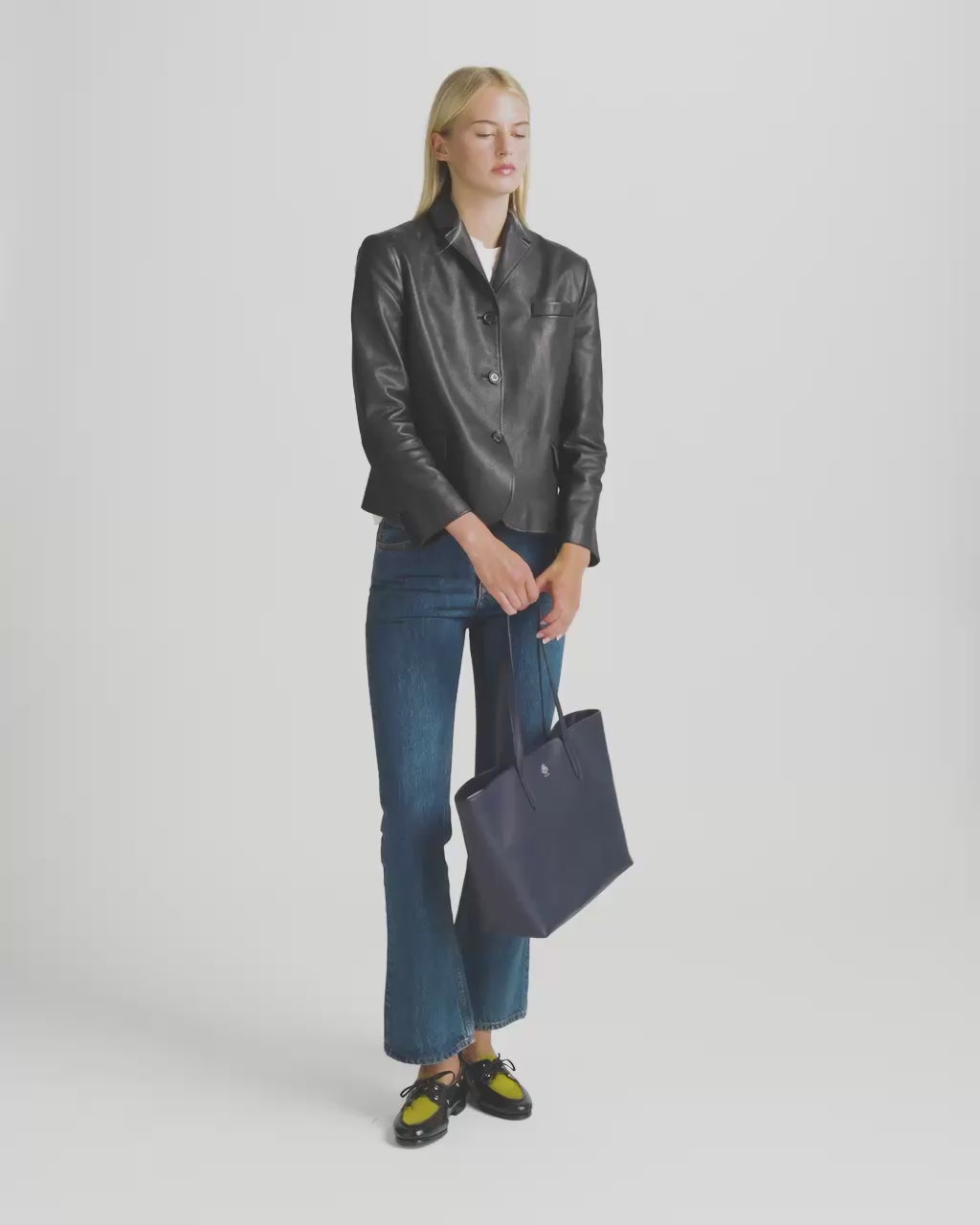 Bally Global - Hera Tote Bag in Navy Blue Leather - Blue