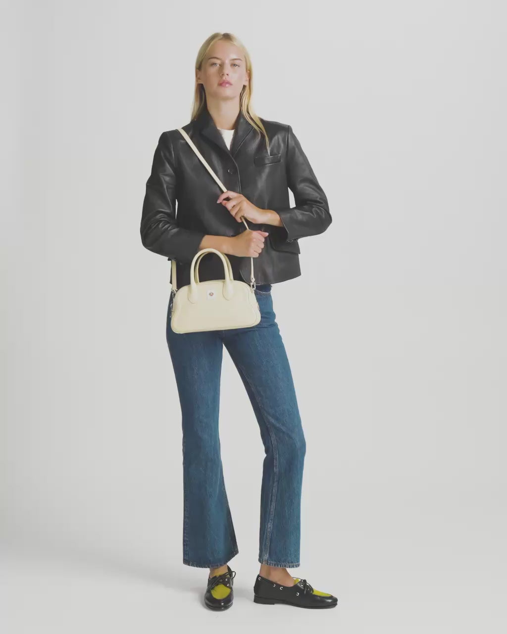 Bally Global - Bolso Con Asa Superior Unda De Piel Granulada Ginger - Beige