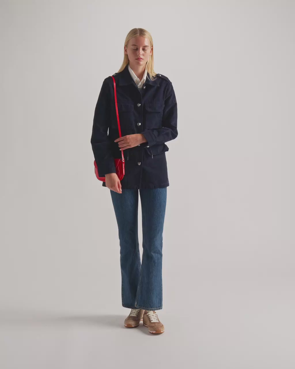 Product Video BALLY_VID_WAS045_VTA27_U3B8P_01