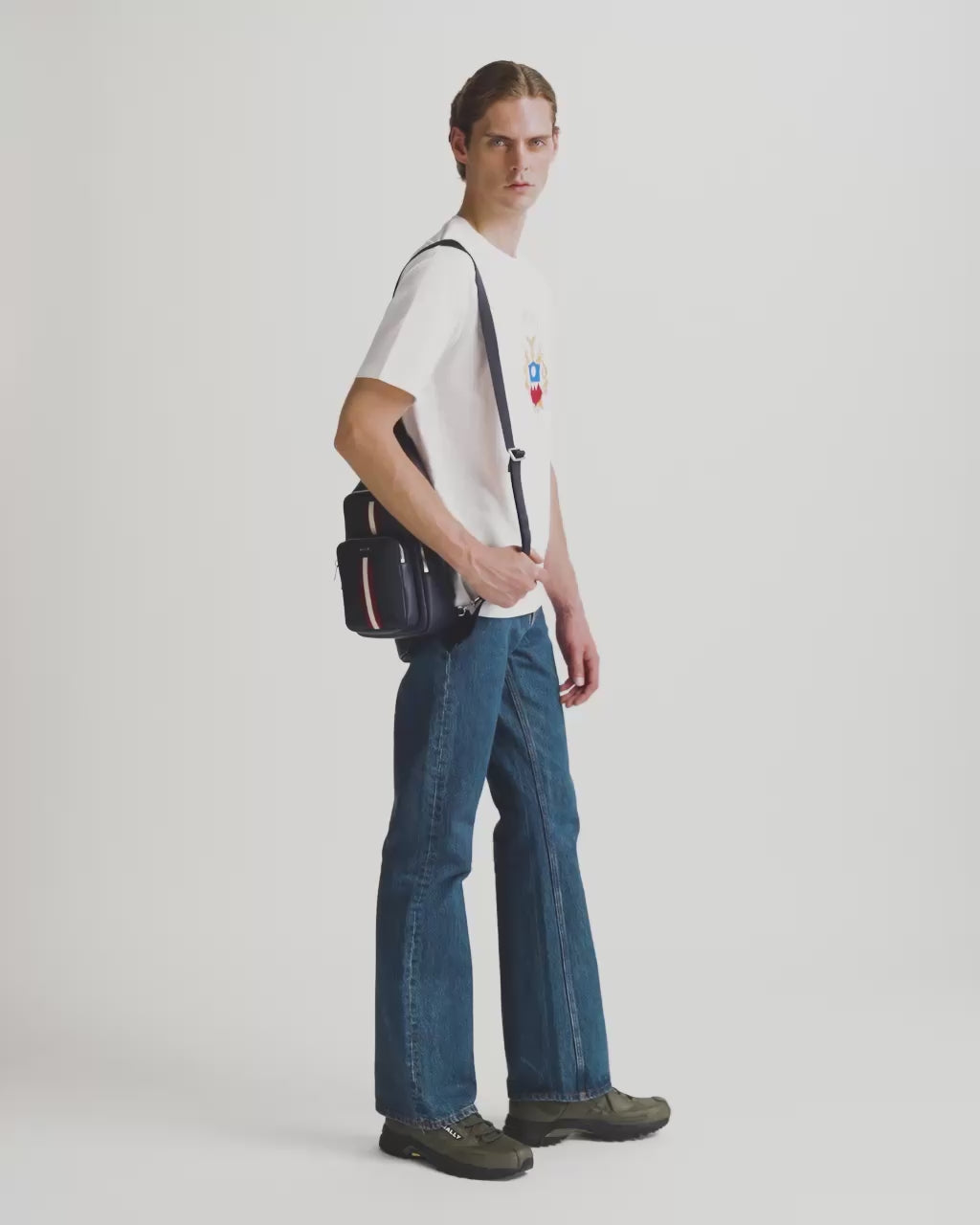 Bally Global - Sacoche Sling Bag En Cuir Bleu - Bleu