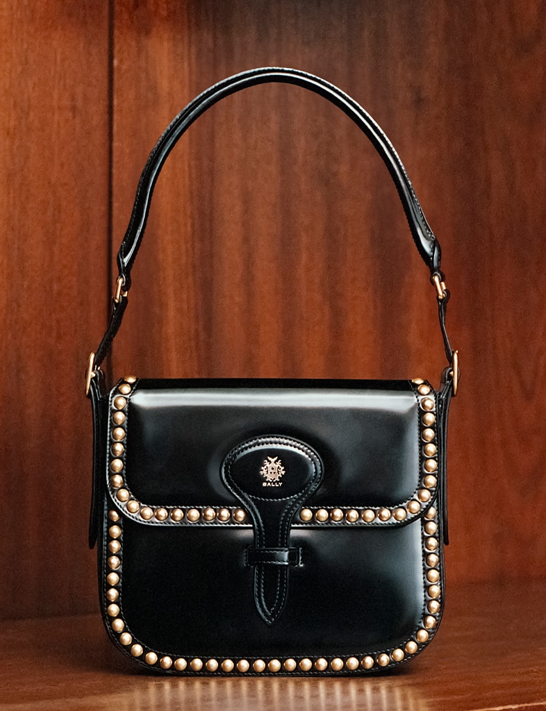 Bally Online Store: Luxury Shoes, Bags and Leather Accessories