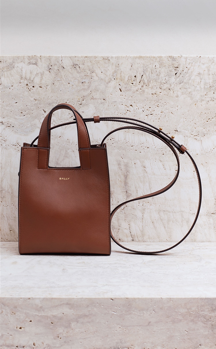 Bally Online Store: Luxury Shoes, Bags and Leather Accessories