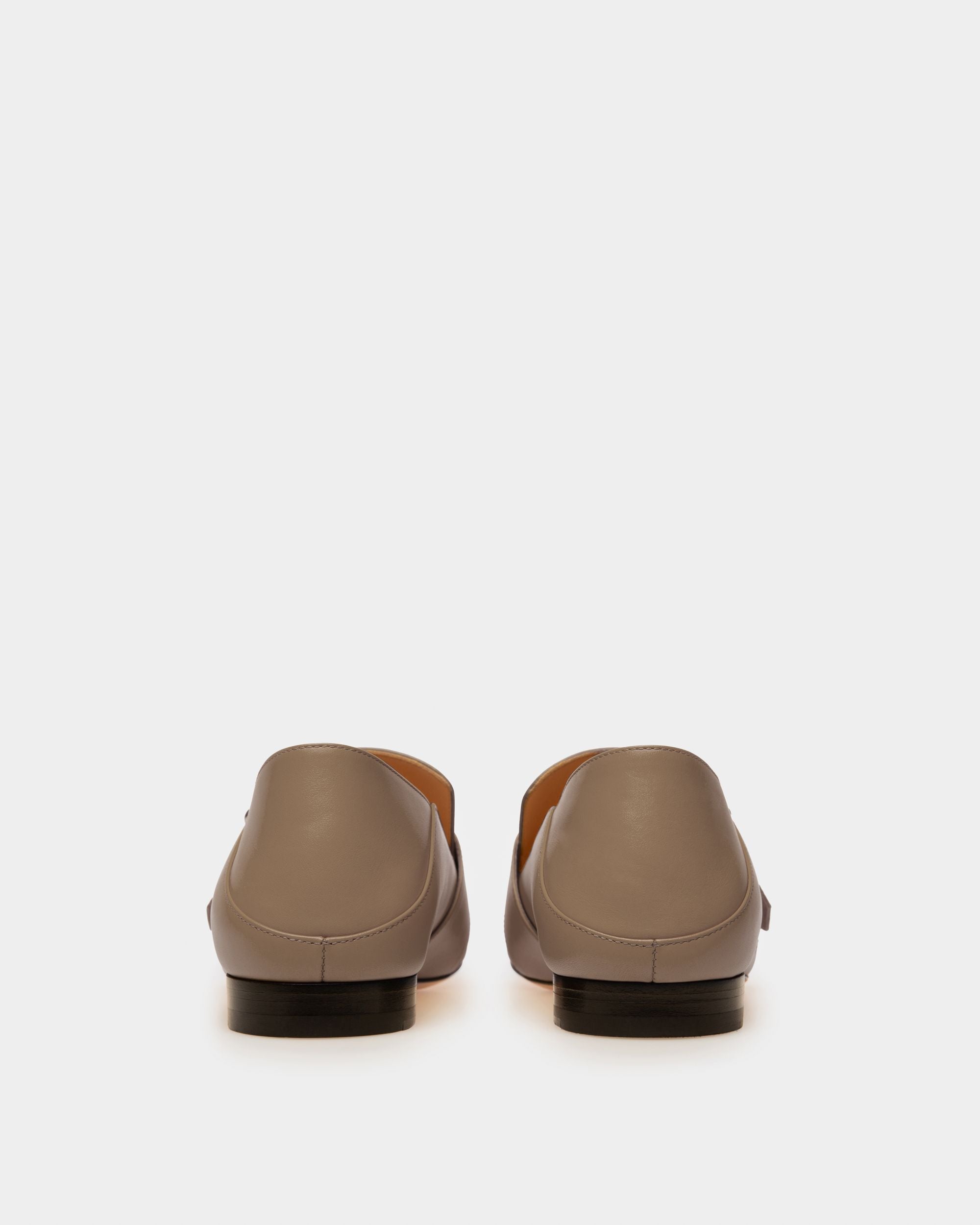 Janelle Leather Loafers In Taupe - Women's - Bally - 04