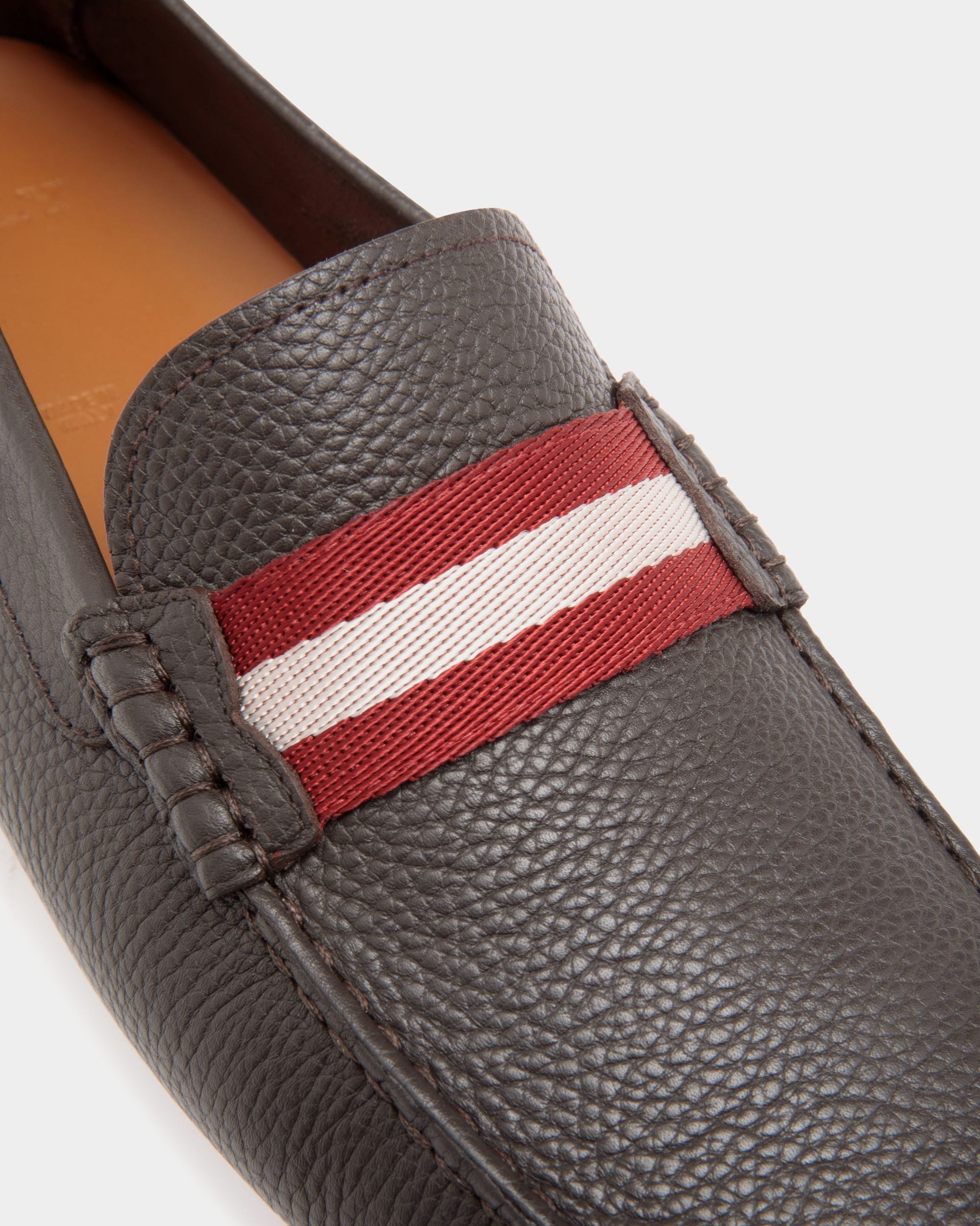 Driver In Brown Leather - Men's - Bally - 05