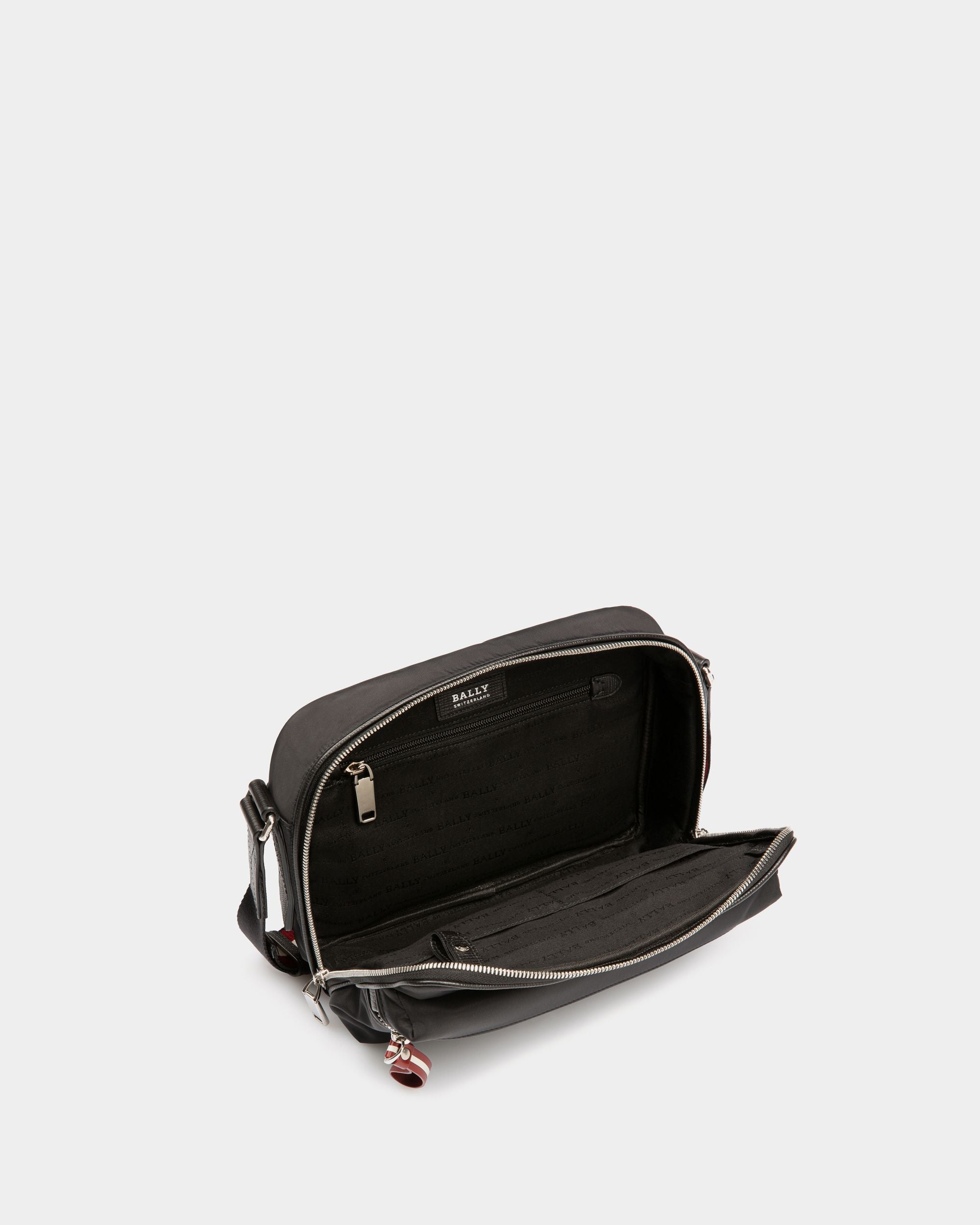 Fiji Bolso Estilo Reporter De Nailon Técnico En Negro - Hombre - Bally - 04