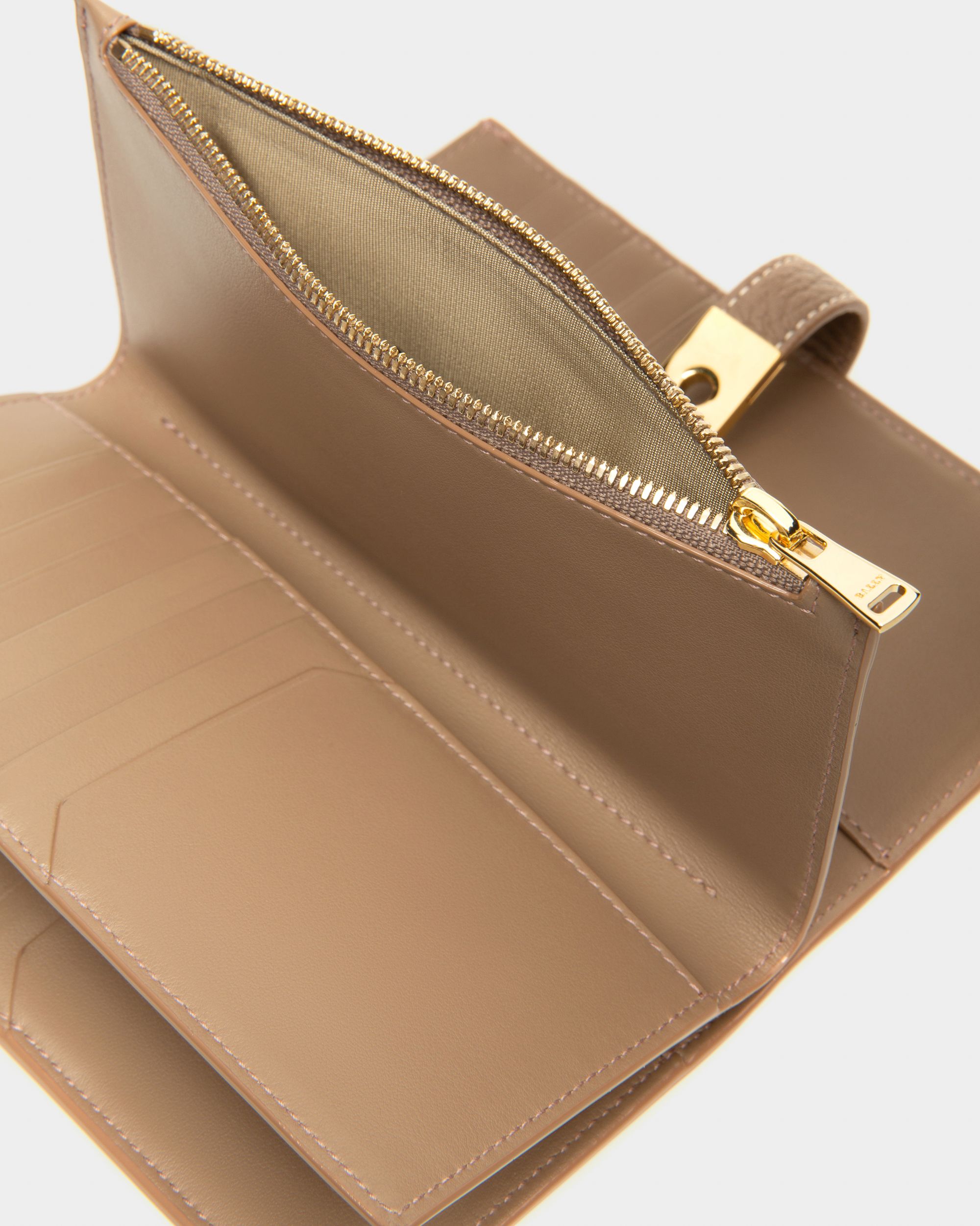 Amber Cartera De Estilo Francés En Piel De Color Topo - Mujer - Bally - 04
