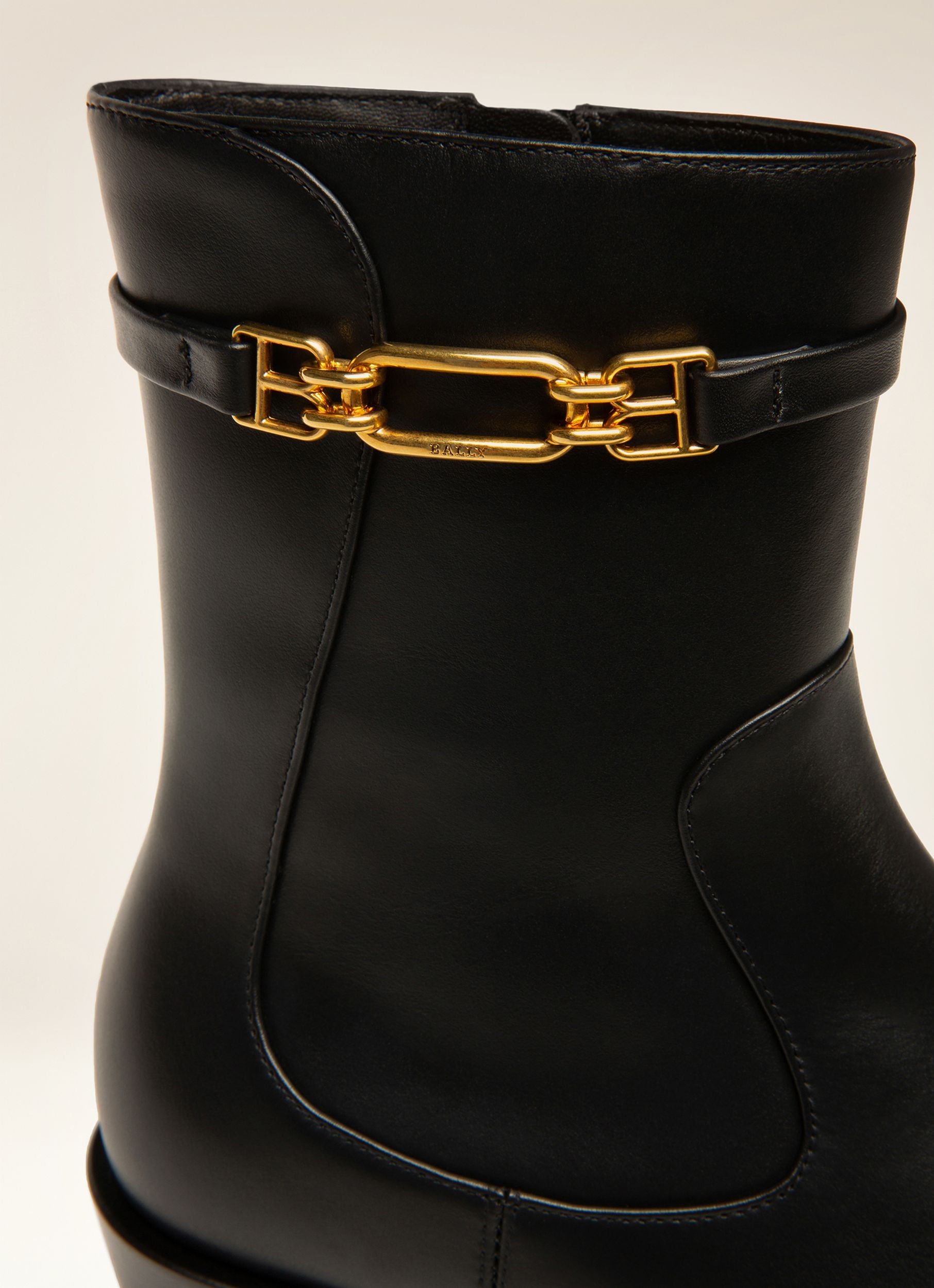 Darcie Booties In Black Leather - Women's - Bally - 02