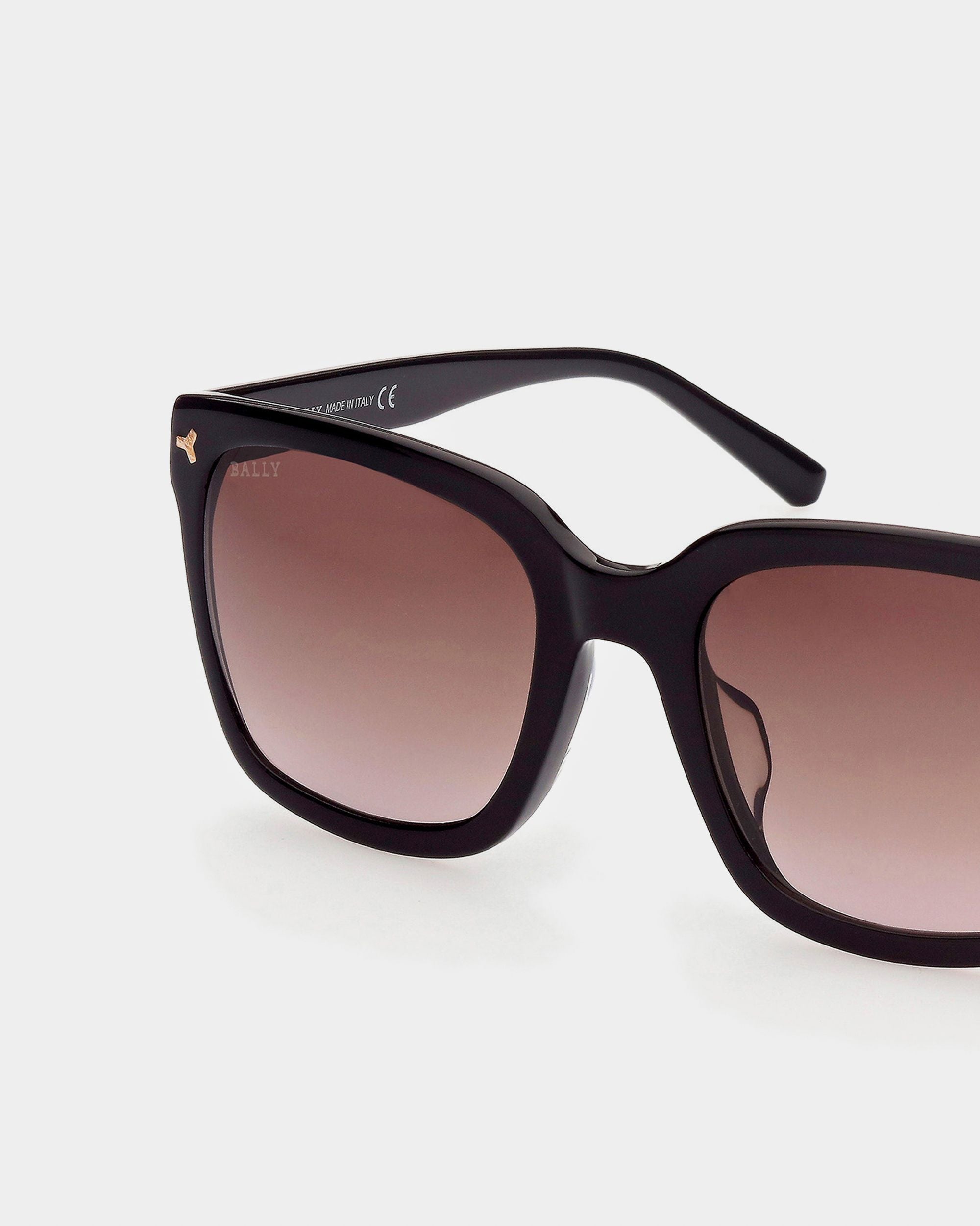 Gafas De Sol Elsa De Acetato Negro Con Lentes Burdeos - Mujer - Bally - 02
