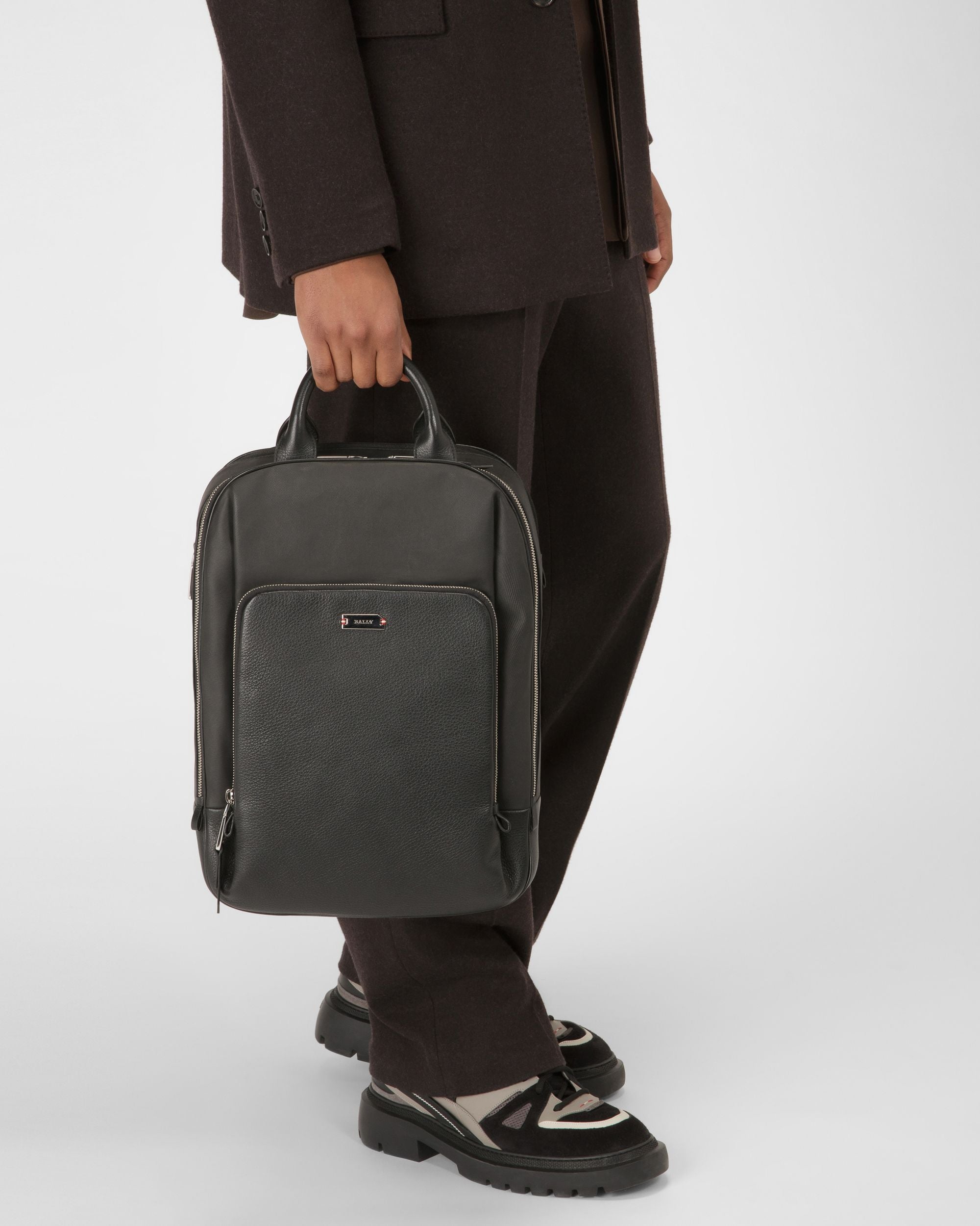 Veltio Mochila De Tela Revestida Y Piel De Color Negro - Hombre - Bally - 02