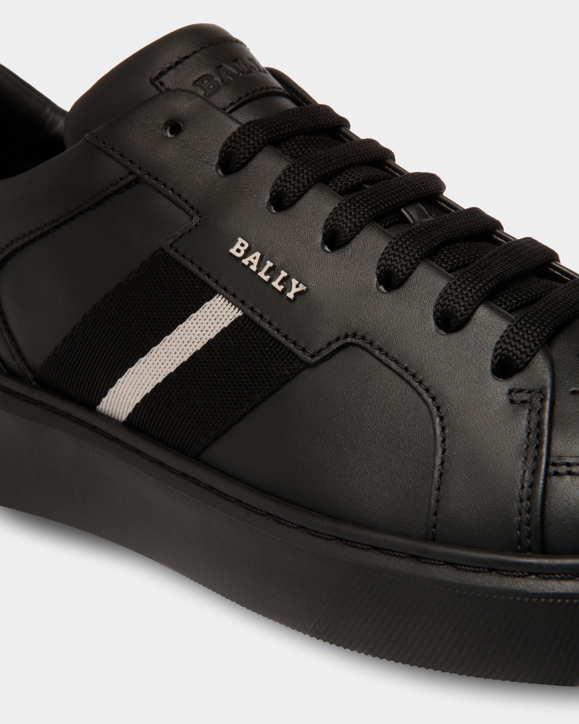 Moony Zapatillas De Piel En Negro - Hombre - Bally - 05