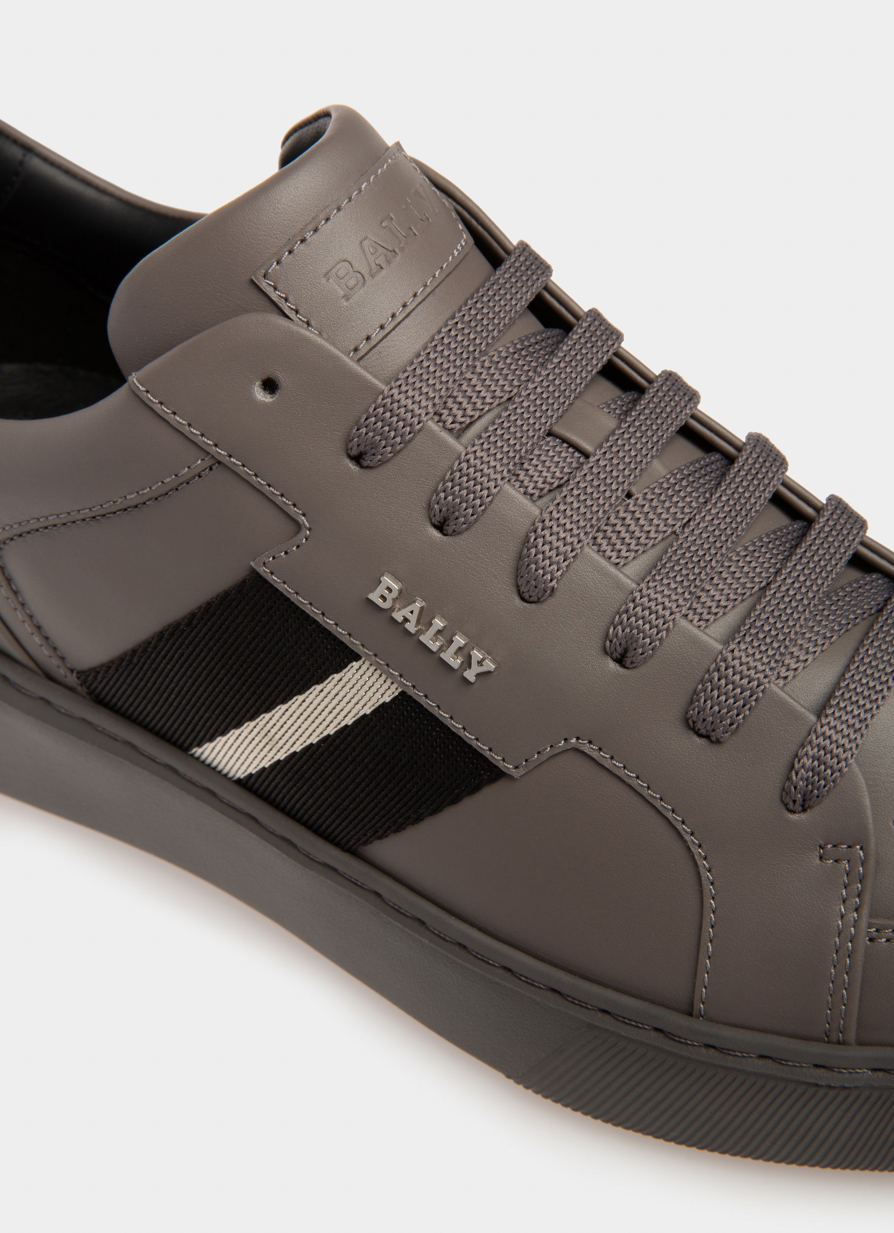 Moony Zapatillas En Cuero De Color Mineral Oscuro - Hombre - Bally - 06