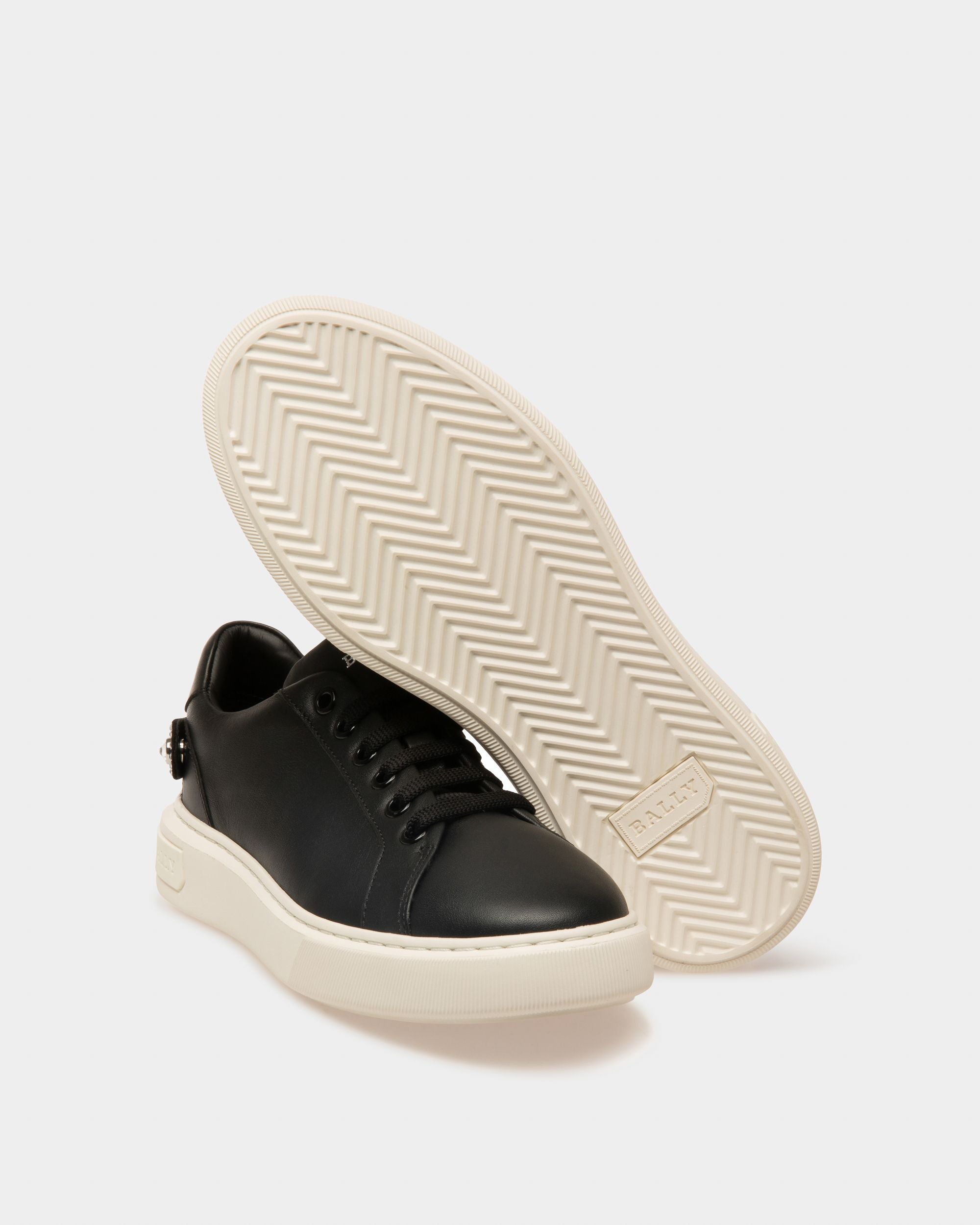 Malya Zapatilla Deportiva En Cuero De Color Negro - Mujer - Bally - 05