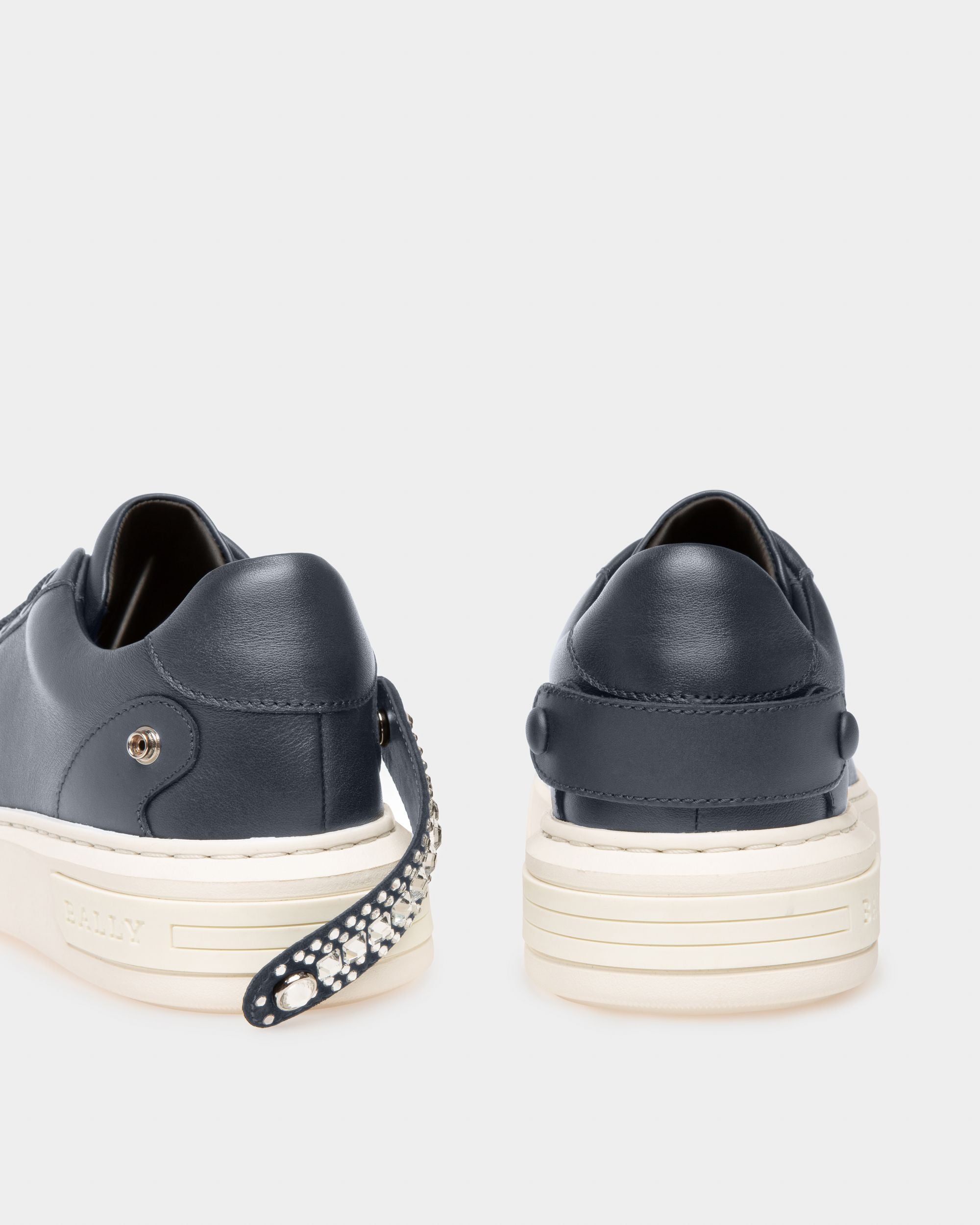 Malya Zapatilla Deportiva En Cuero De Color Azul Marino - Mujer - Bally - 08