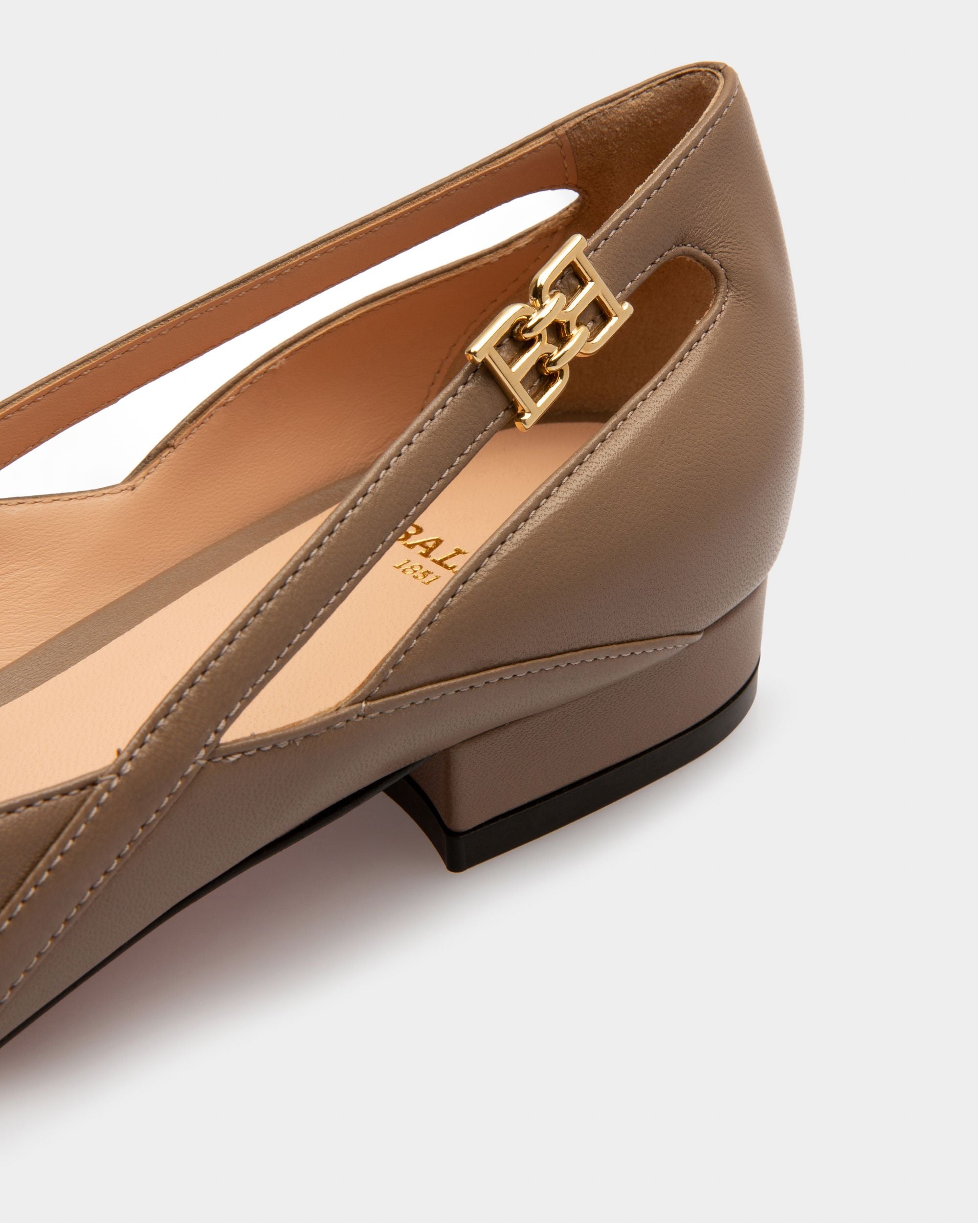 Elsa Flat Bailarinas De Piel De Color Topo - Mujer - Bally - 04