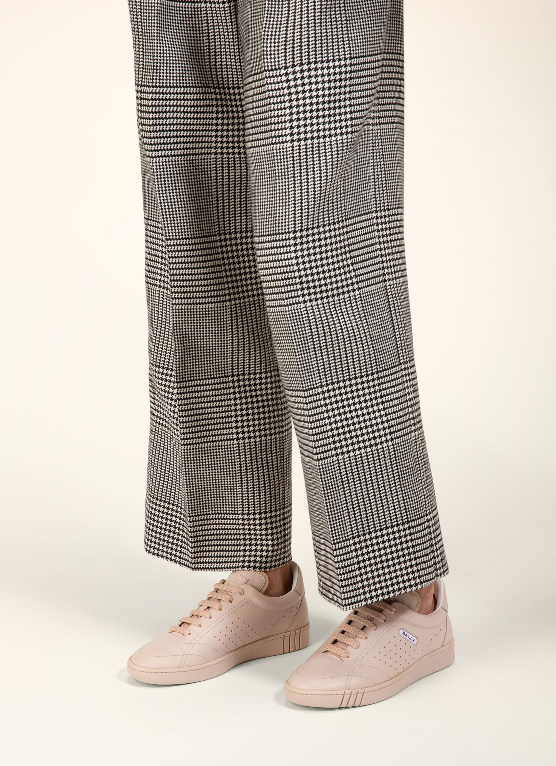 Winner Leather Sneakers In Blenh Pink - Women's - Bally - 04