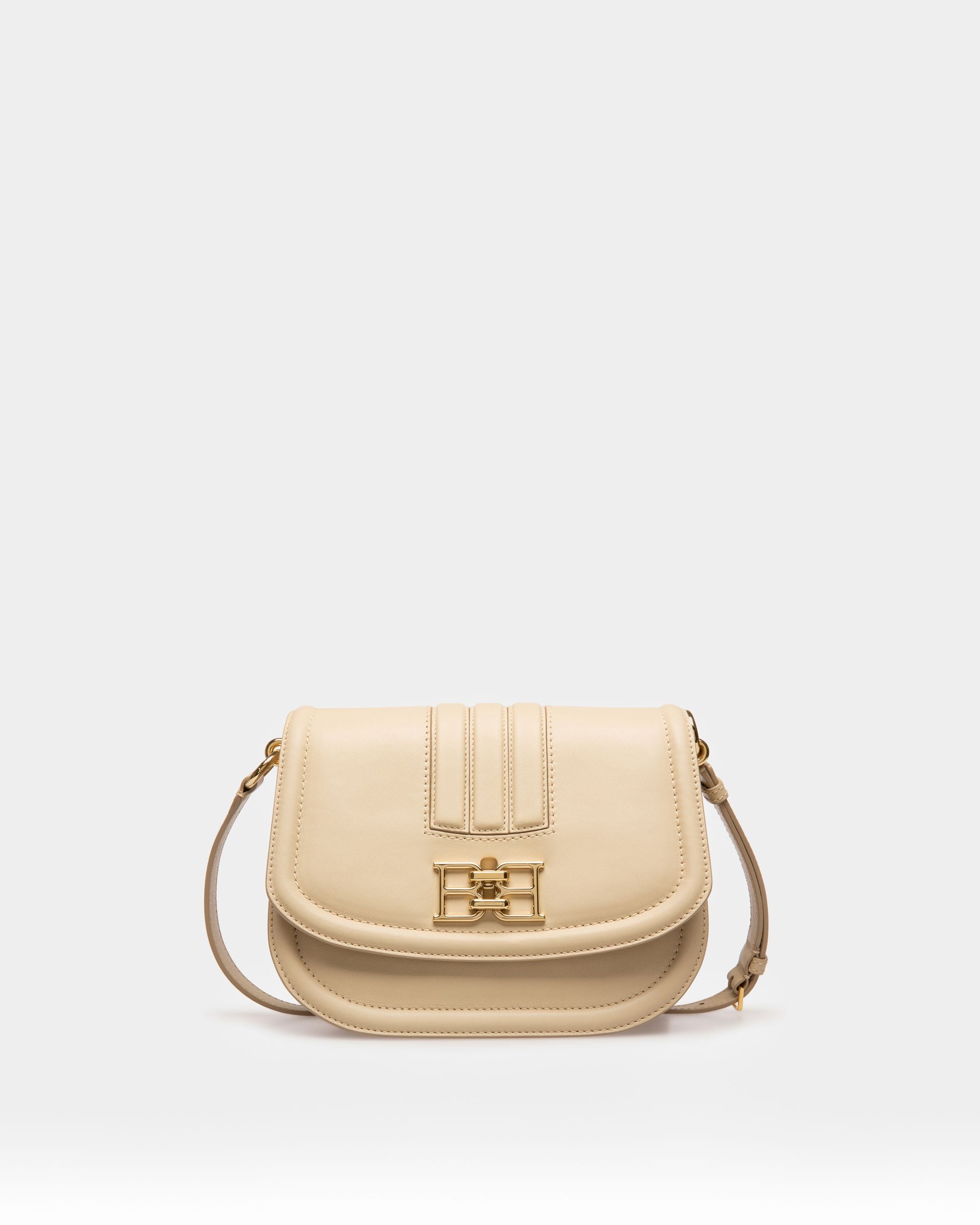 Beckie Bandolera En Piel De Color Beige Claro - Mujer - Bally - 01