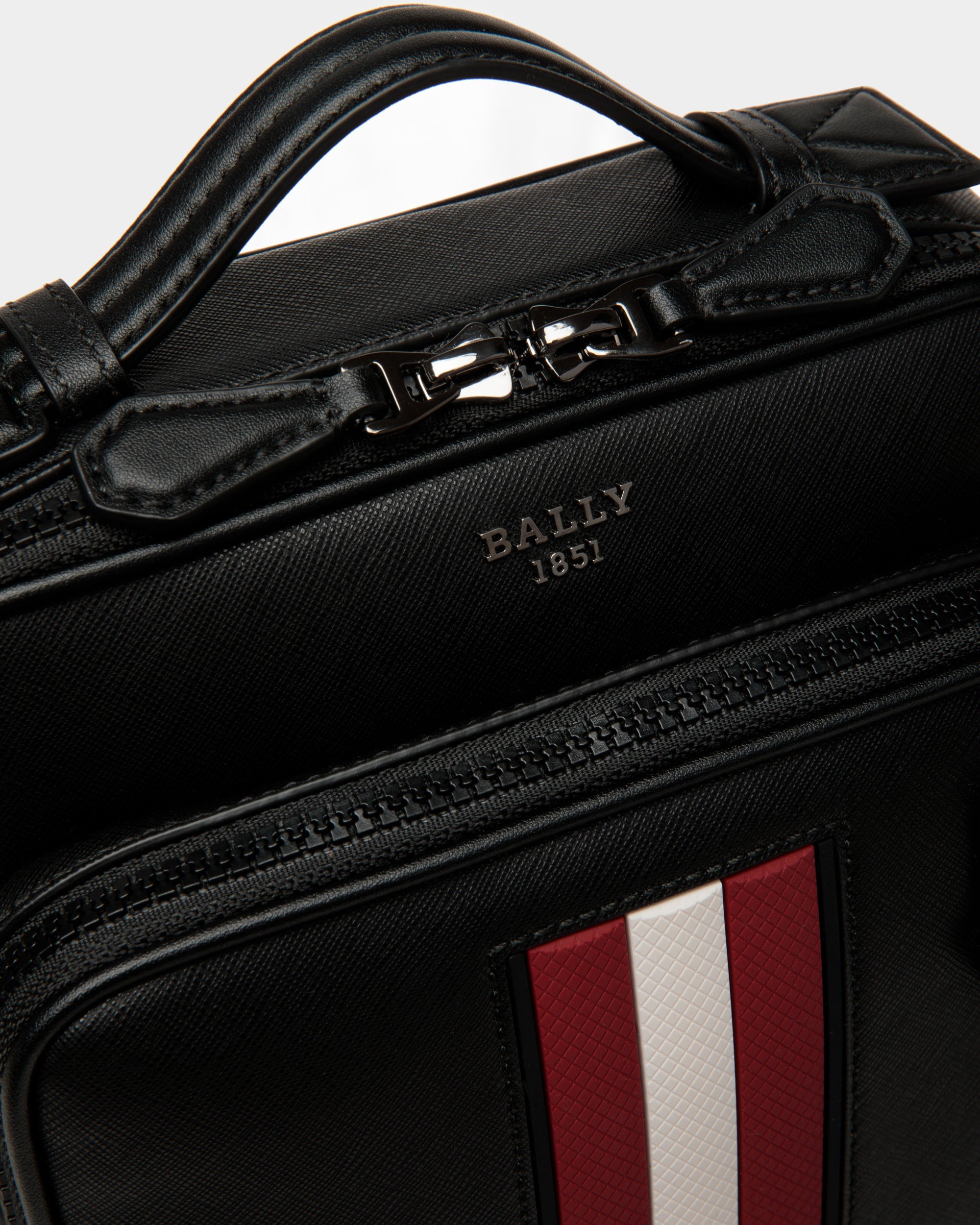 Bandolera Mackao De Piel Reciclada Negra - Hombre - Bally - 06