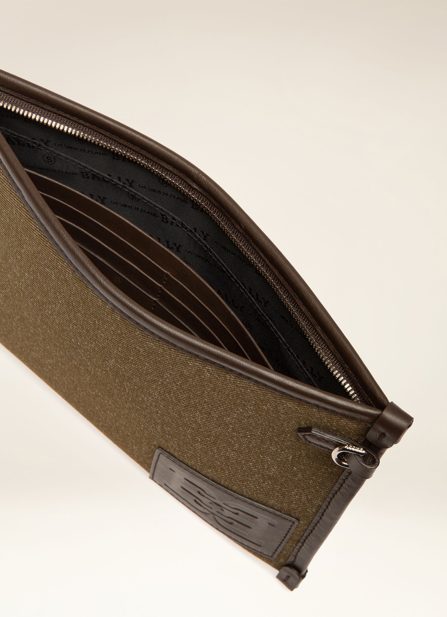 Benery Nylon Mix Necessaire In Moss Green - Men's - Bally - 02