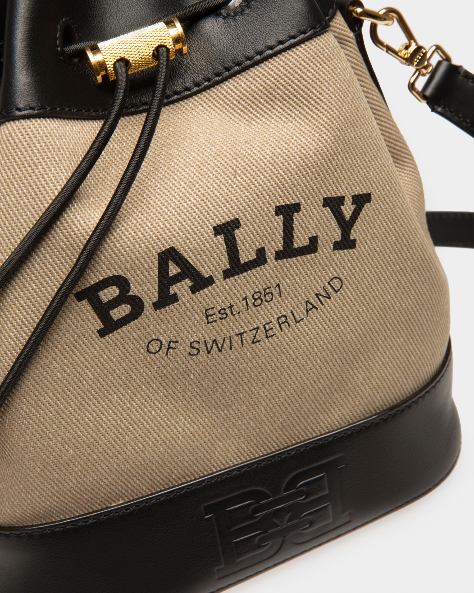 Cleoh Fabric Bucket Bag In Sand - Women's - Bally - 04