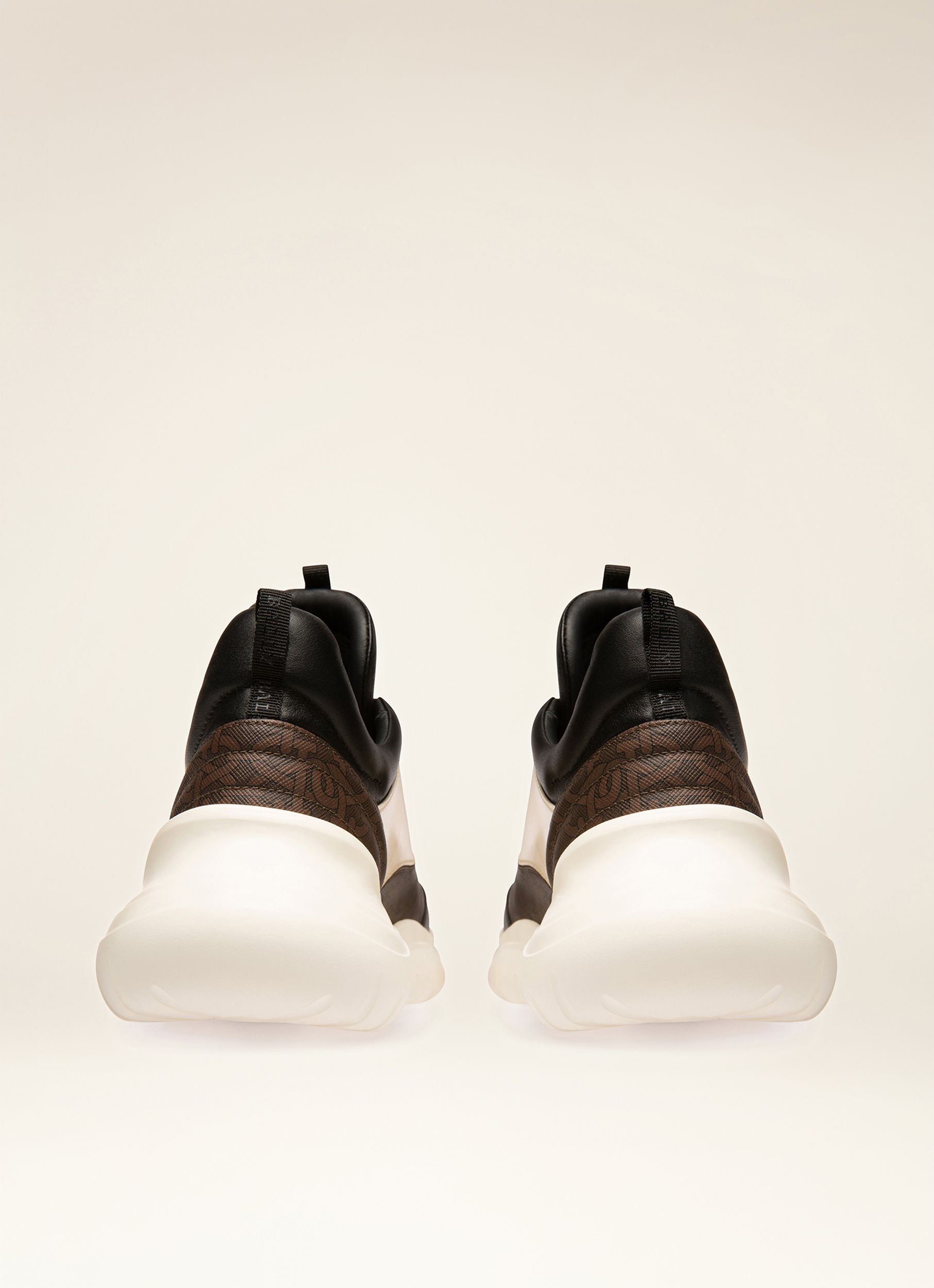 Claires Zapatillas Deportivas En Cuero De Color Negro Y Crema - Mujer - Bally - 03