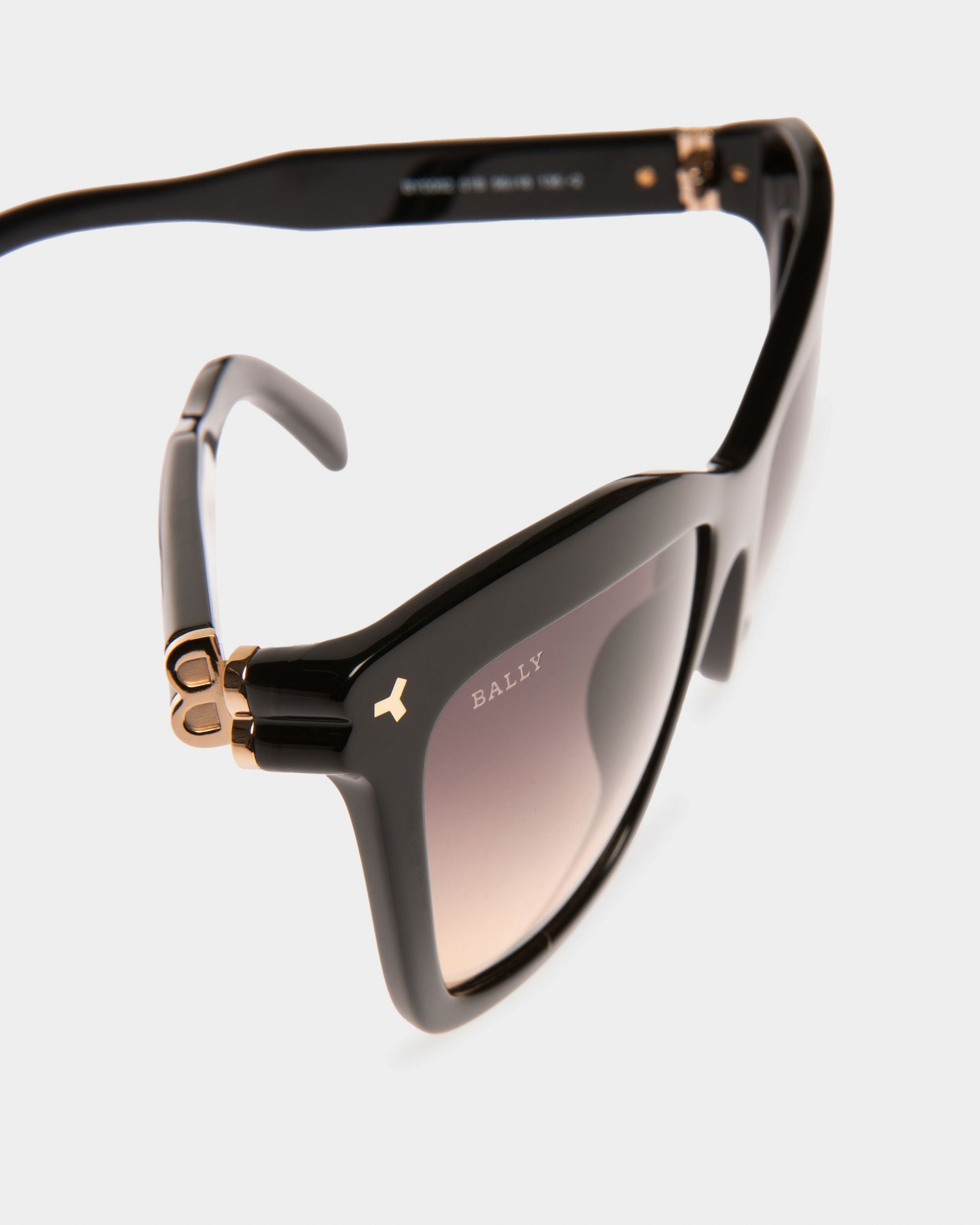 Babette Gafas De Sol Con Montura En Acetato Brillante De Color Negro Y Lentes En Color Amarillo Degradado Ahumado - Mujer - Bally - 02