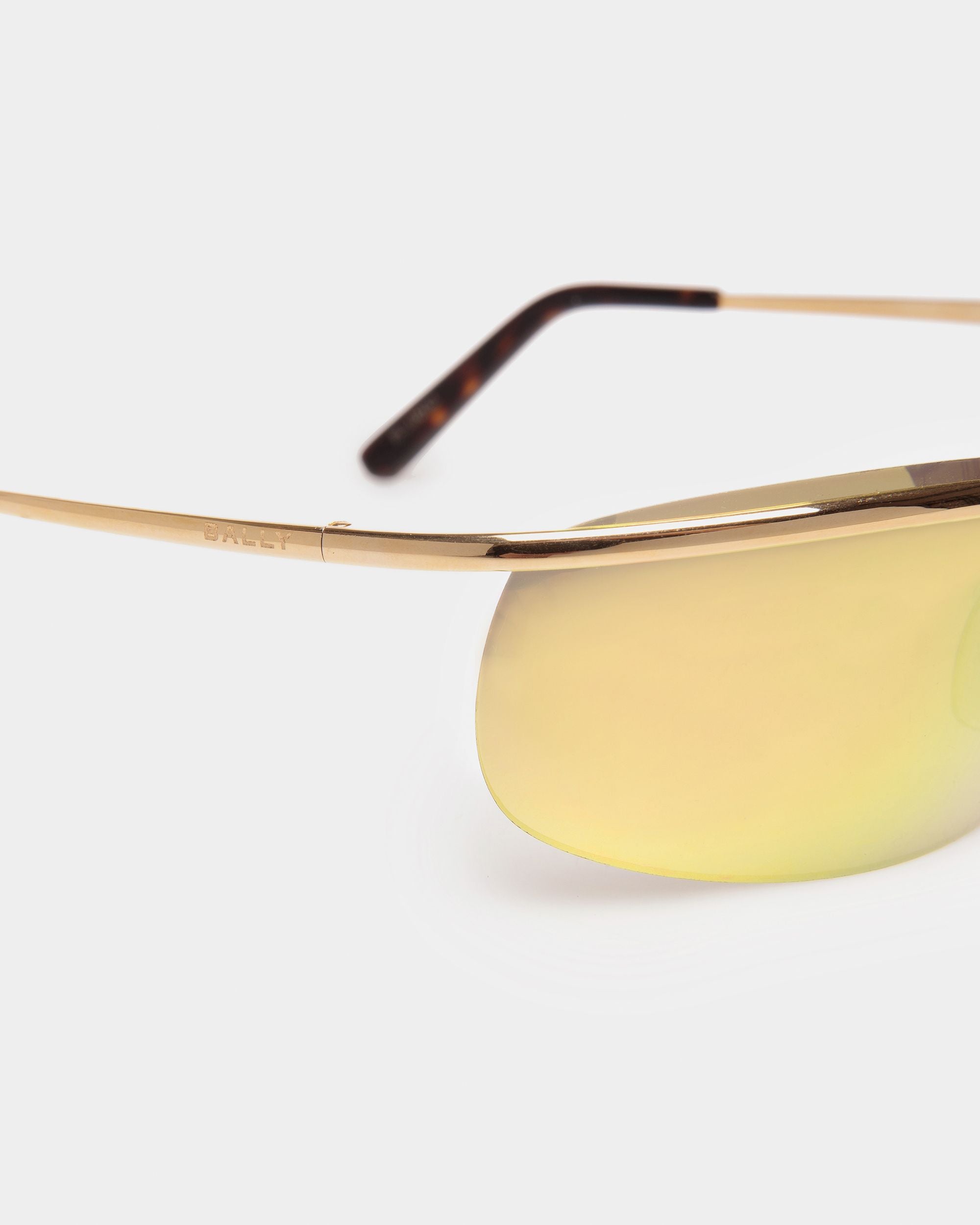 Gafas De Sol Shark Sin Montura De Metal Dorado Brillante Y Oro Espejadas - Other - Bally - 03