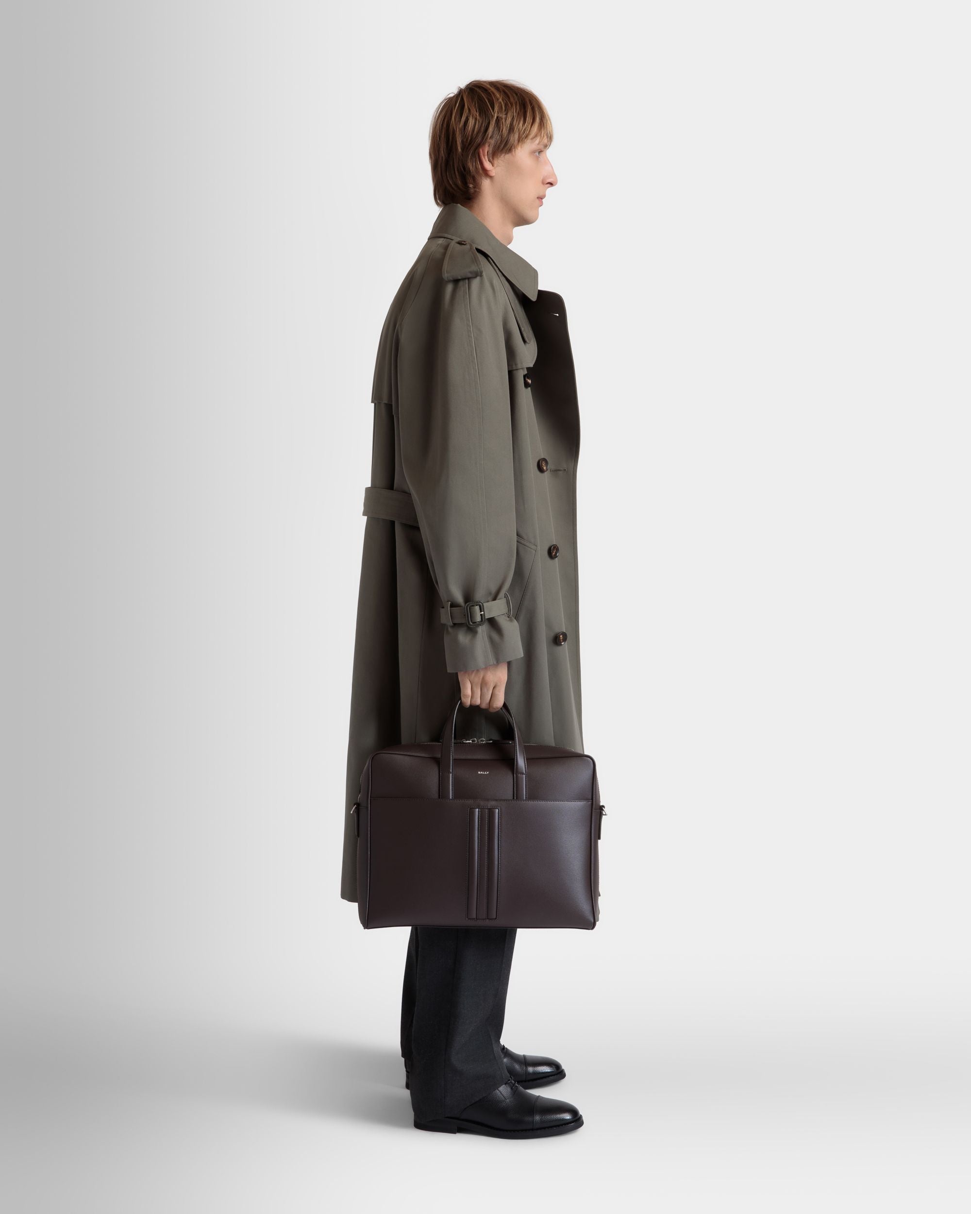 Maletín Mythos De Piel Reciclada Ébano - Hombre - Bally - 02